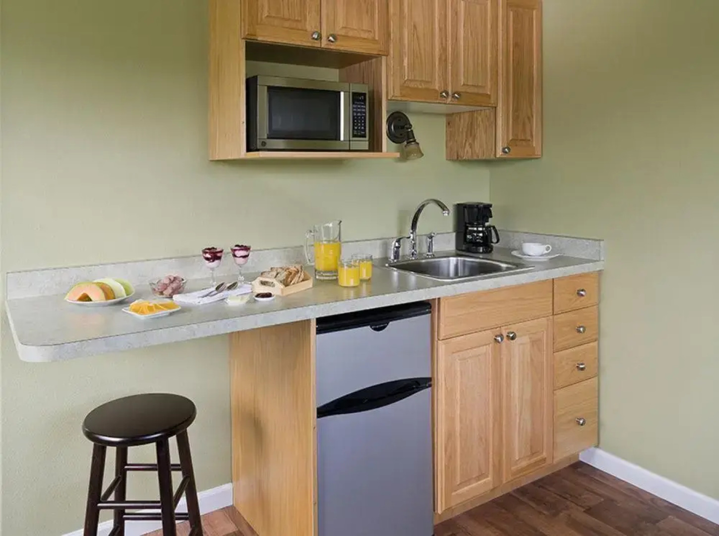 Alaska Garden Gate B&B and Cottages