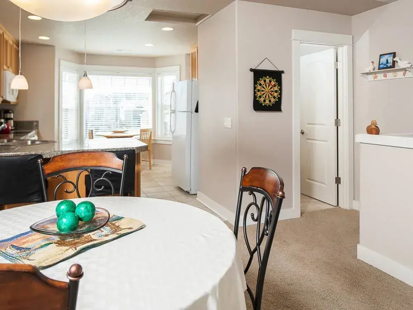 Shell Belle by RedAwning