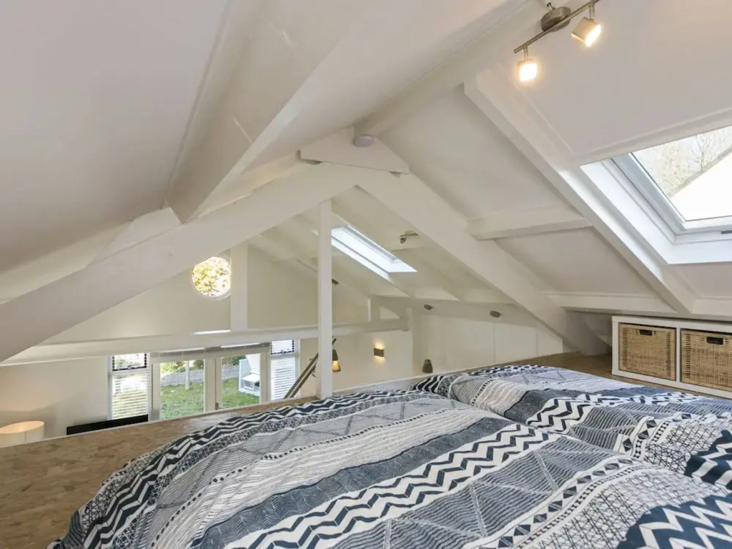 Beautiful, New, Beach-theme Holiday Home, Only 800 m From the Beach!