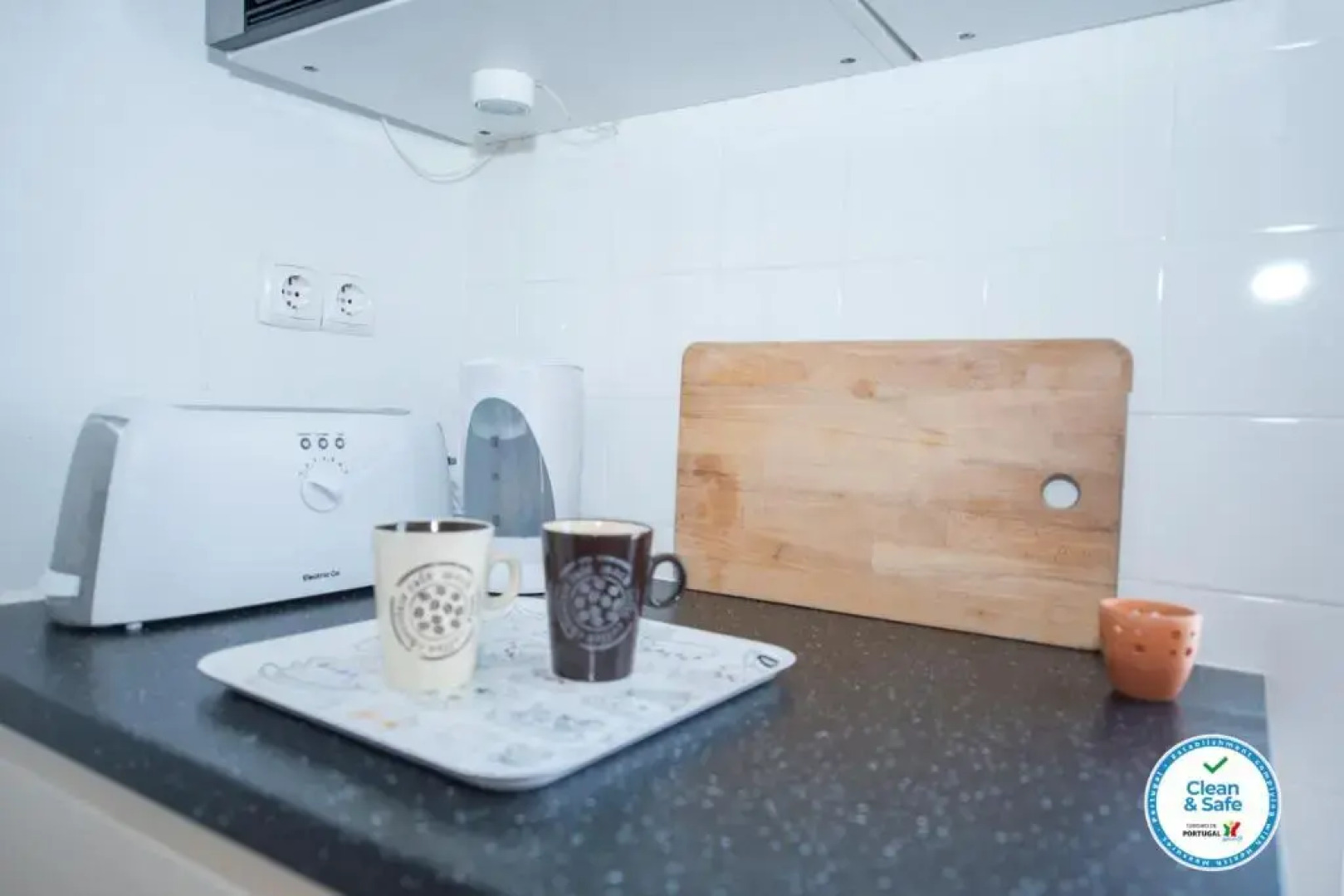 Portugal Here I Come - Alfama