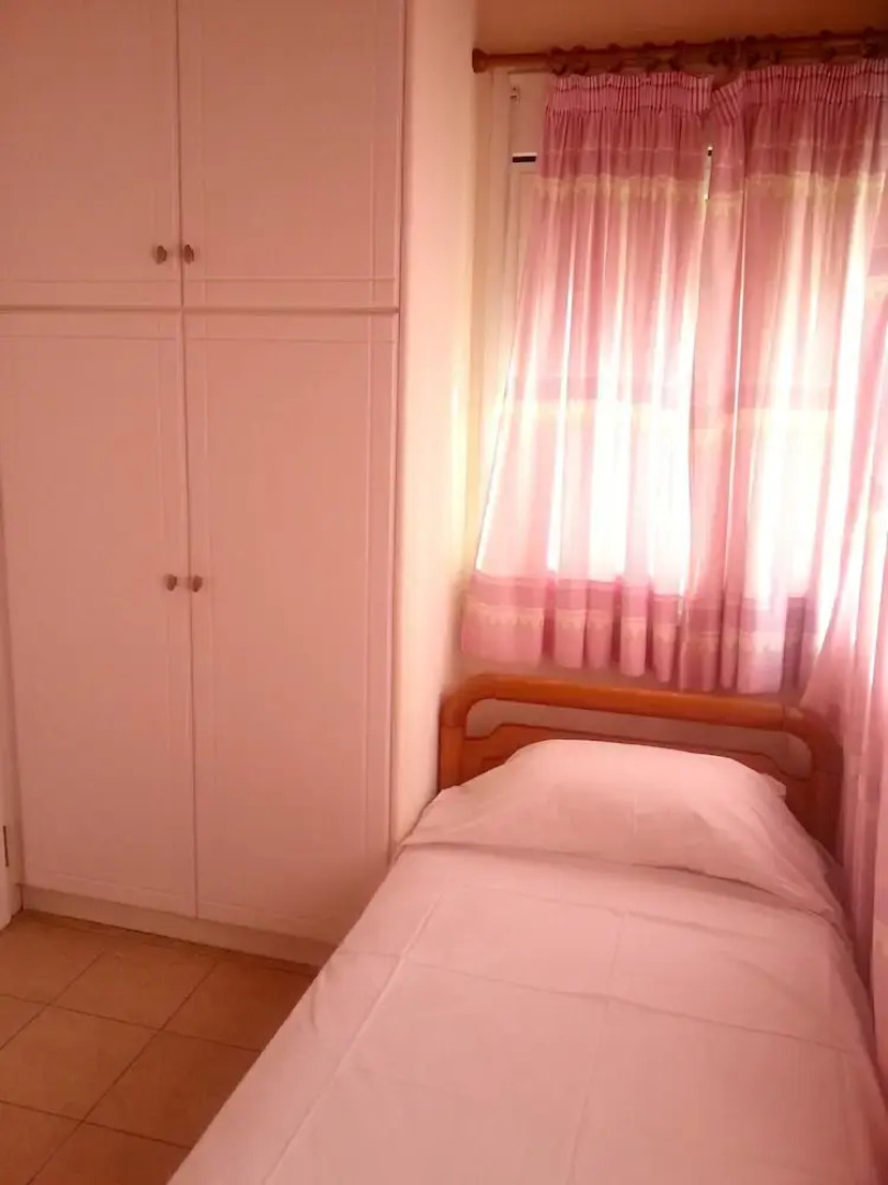 House With 2 Bedrooms in Kiato, With Wonderful sea View and Terrace -