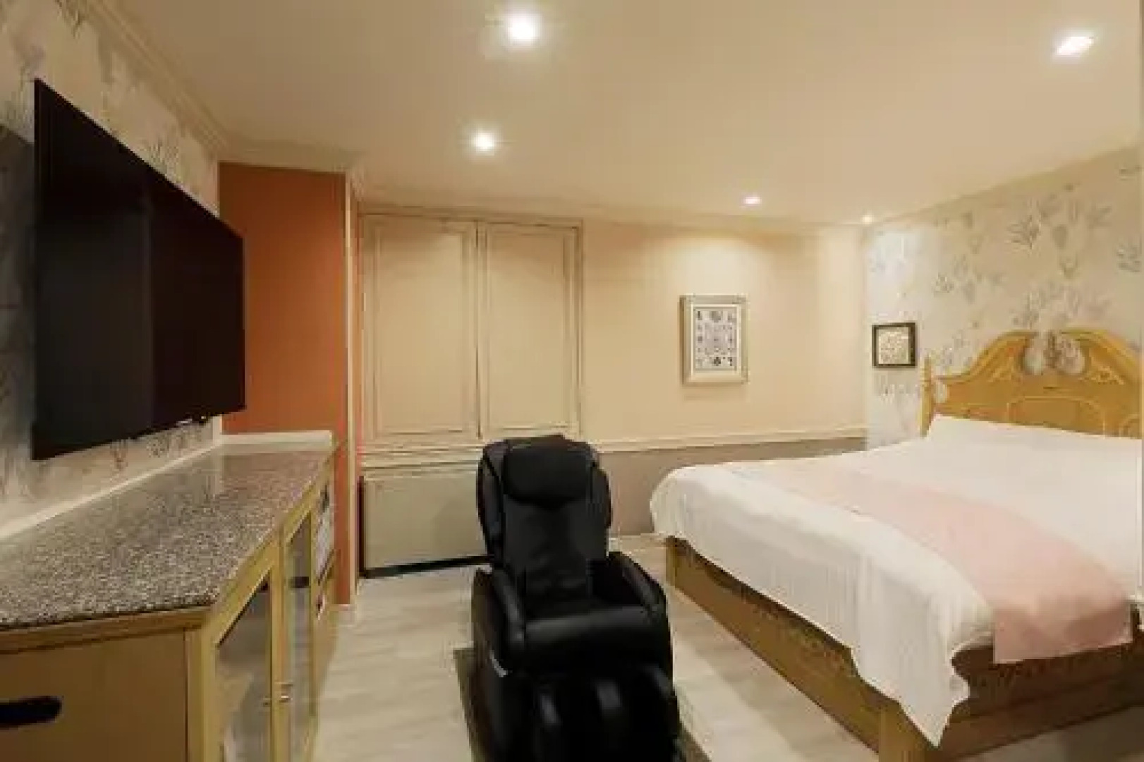 Hotel Birthday Gifunishi (Adult Only)