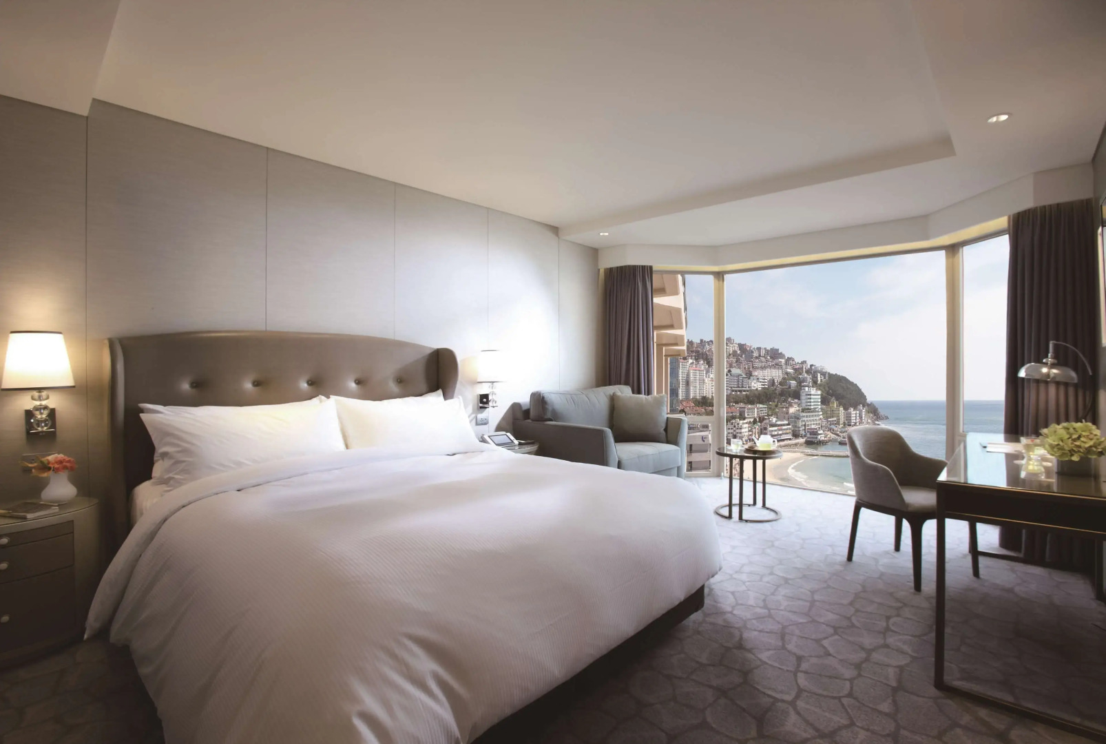 Paradise Hotel Busan