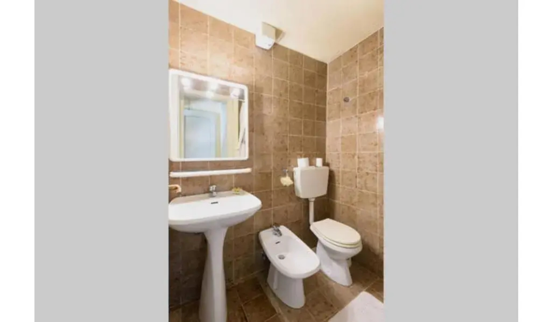 Camere e Appartamenti Baldini Romanita