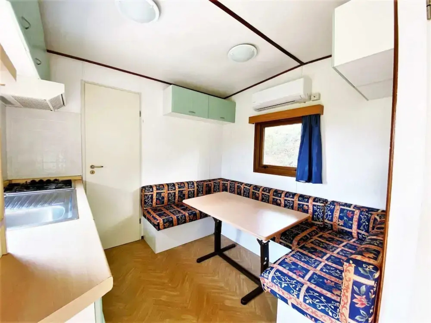 Belvilla by OYO Lovely Bungalow With a Shared Pool