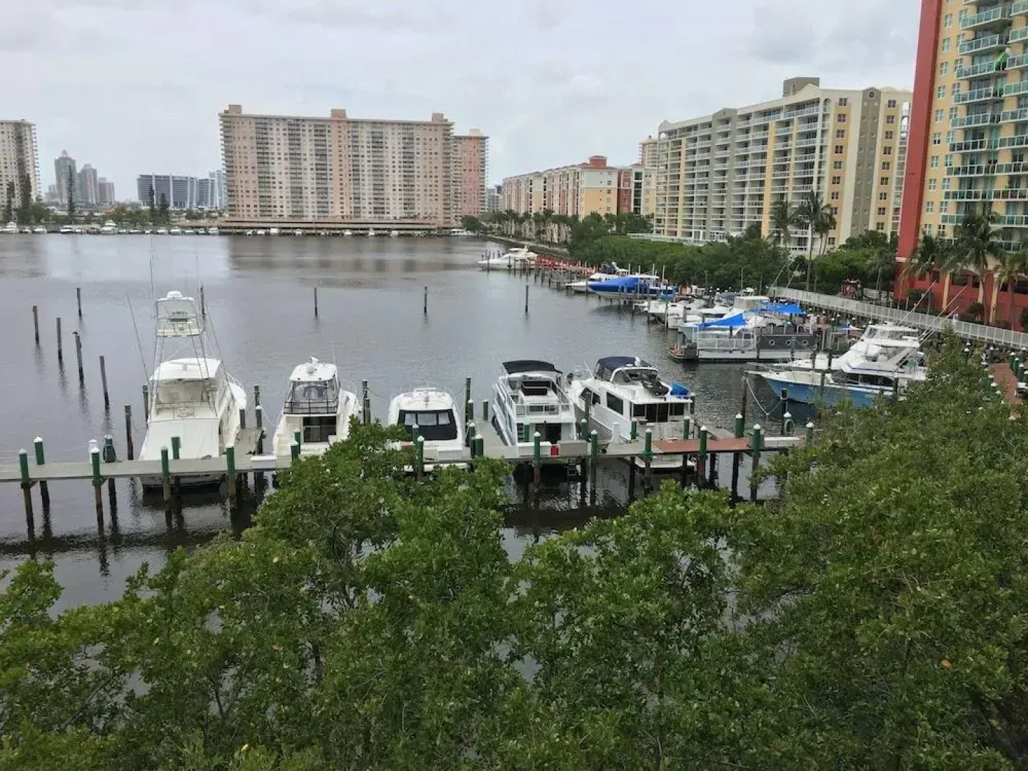 Big Place in Sunny Isles near Beach