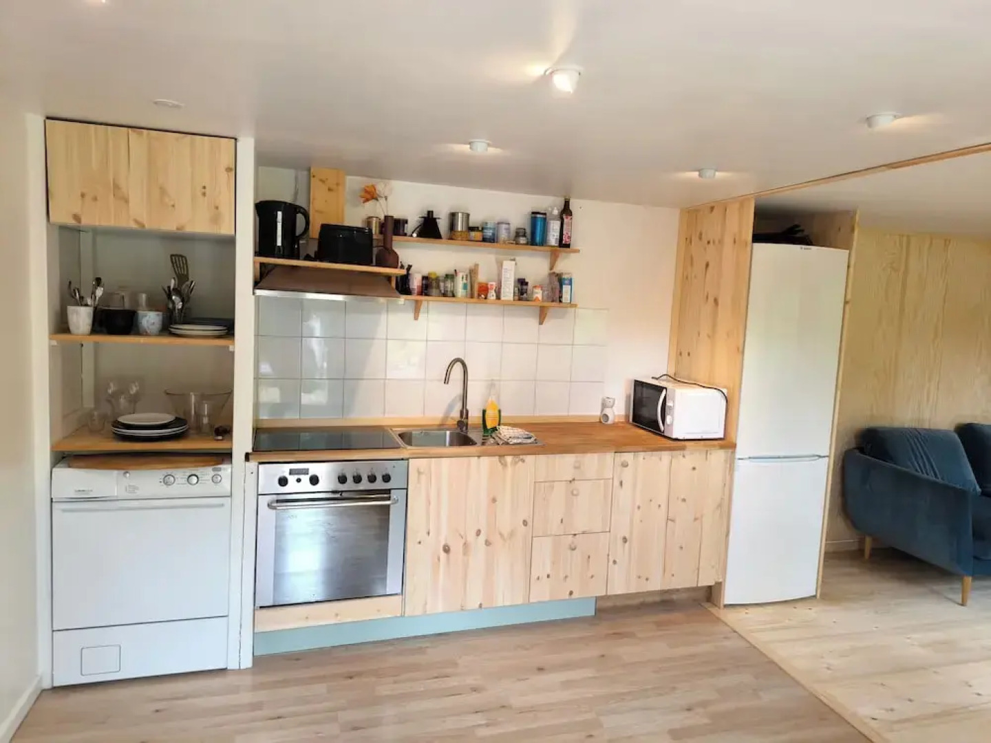 Cozy Tiny House Retreat in Stockholm Archipelago