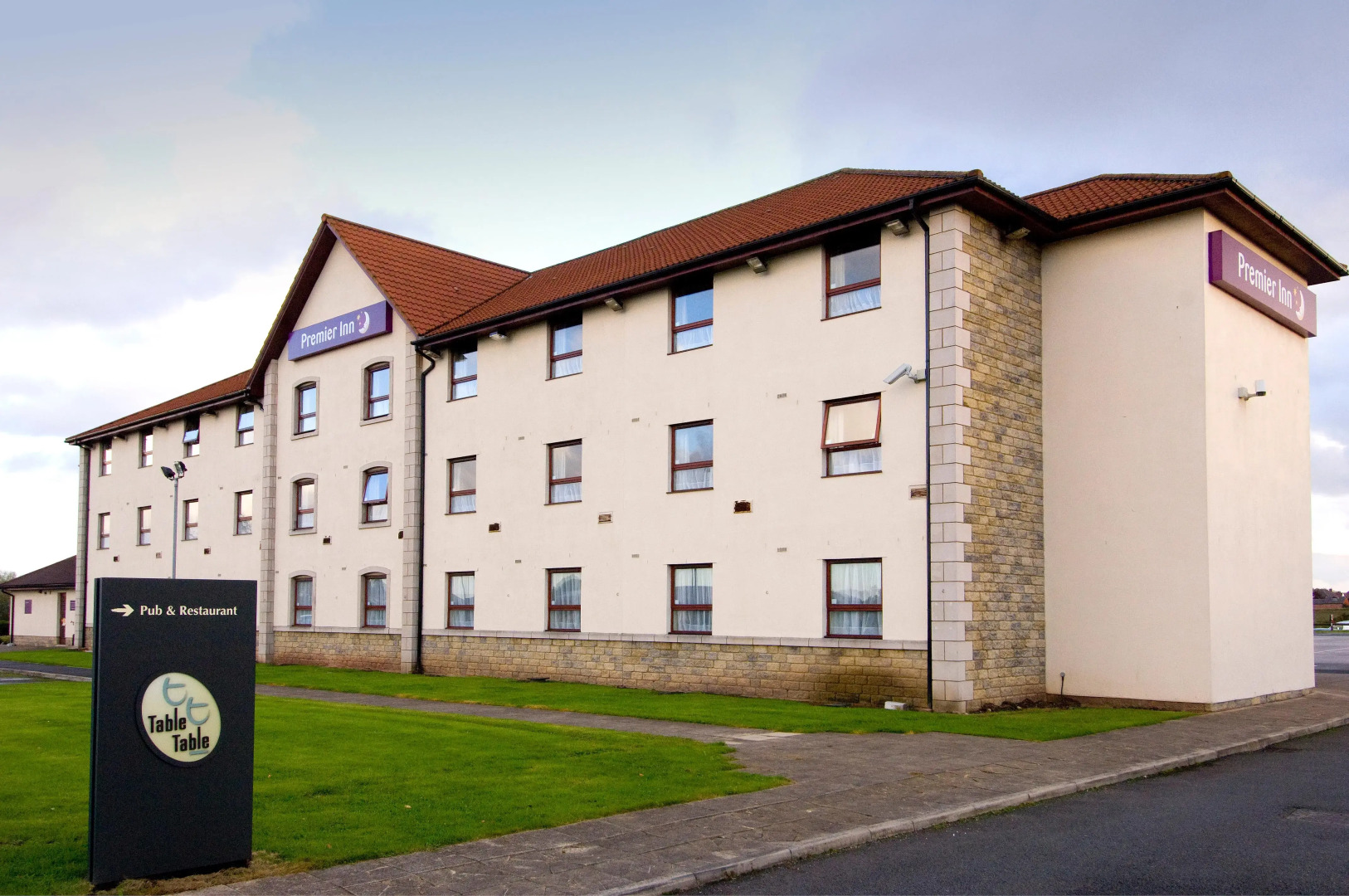 Premier Inn Haydock Park/M6 J23