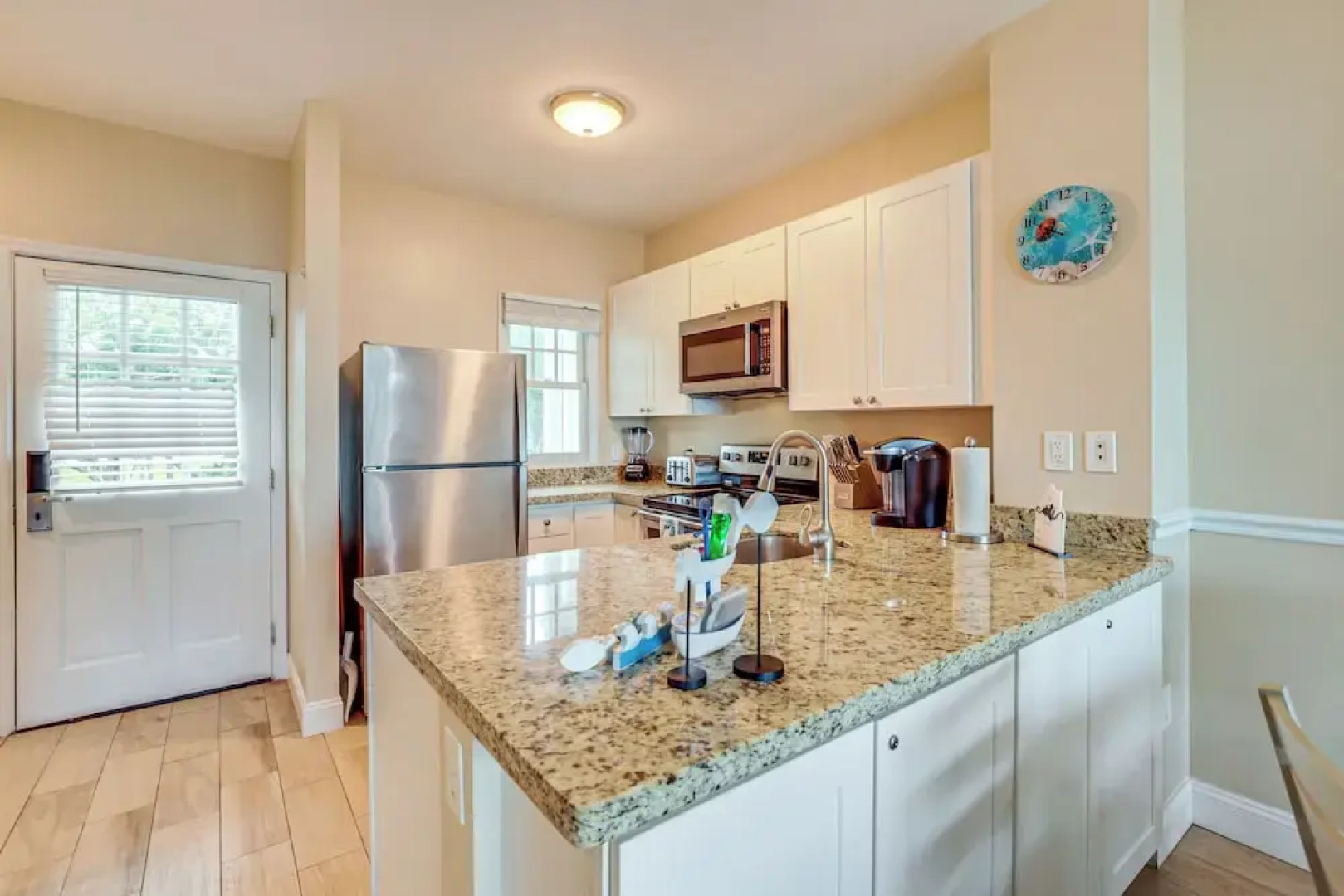 Oceanfront Duck Key Villa: 2 Marinas Steps Away!