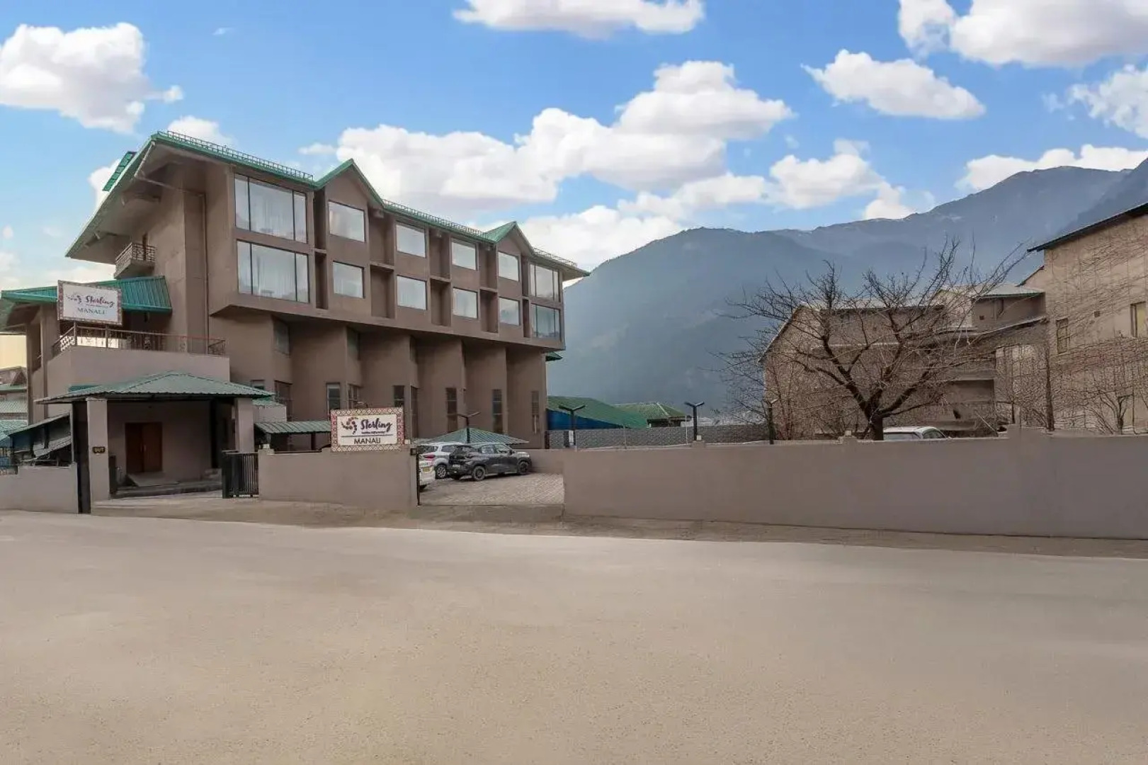 Sterling Manali