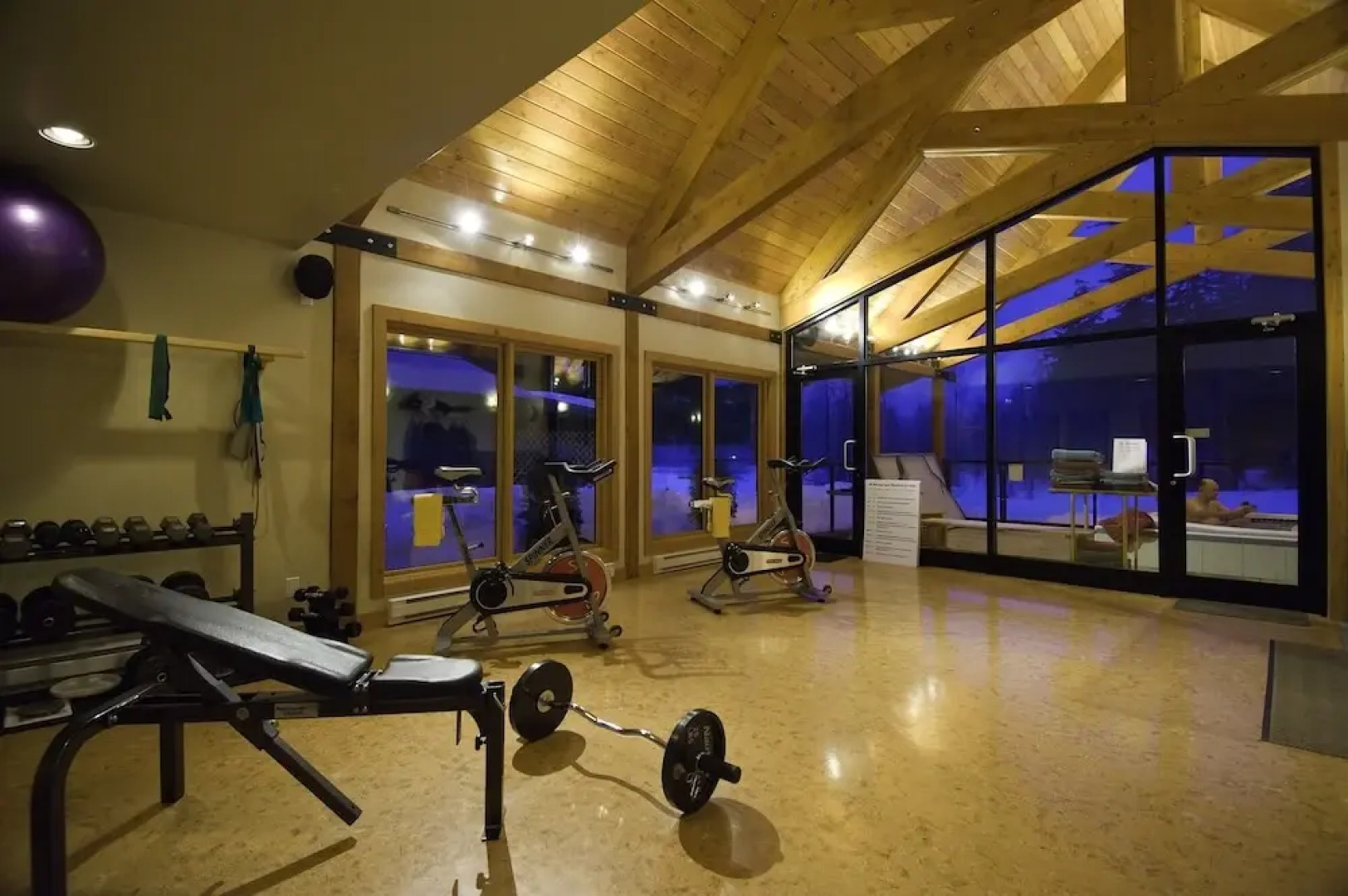 Tweedsmuir Park Lodge