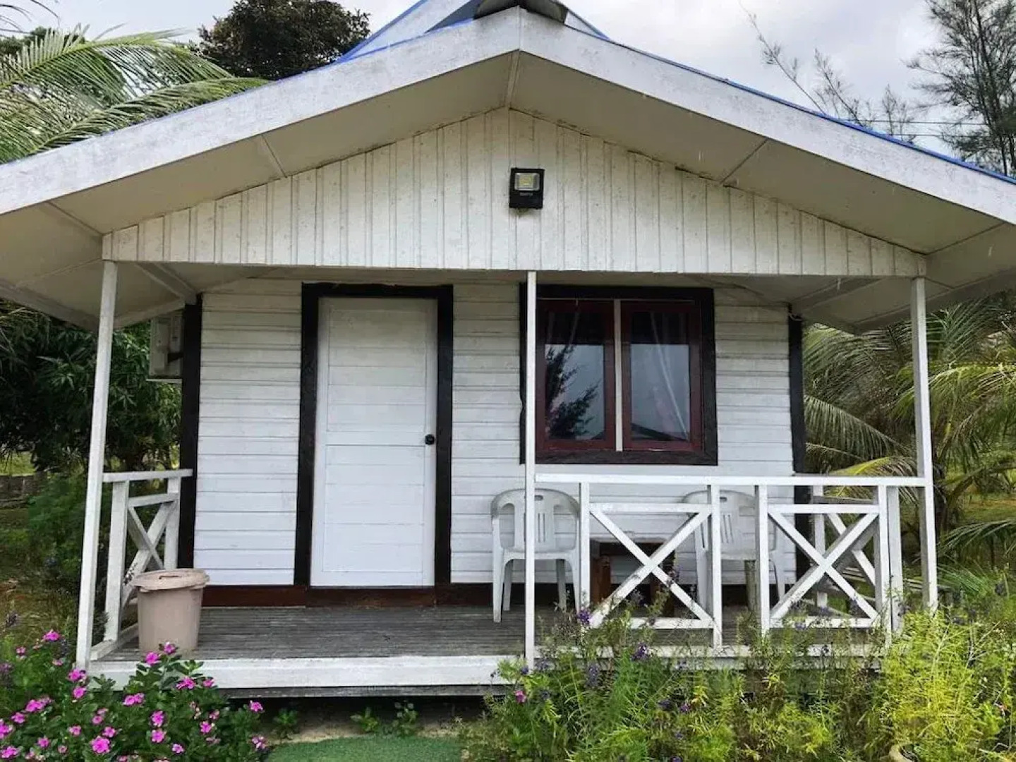 Tim's Seaside Hideout Resort