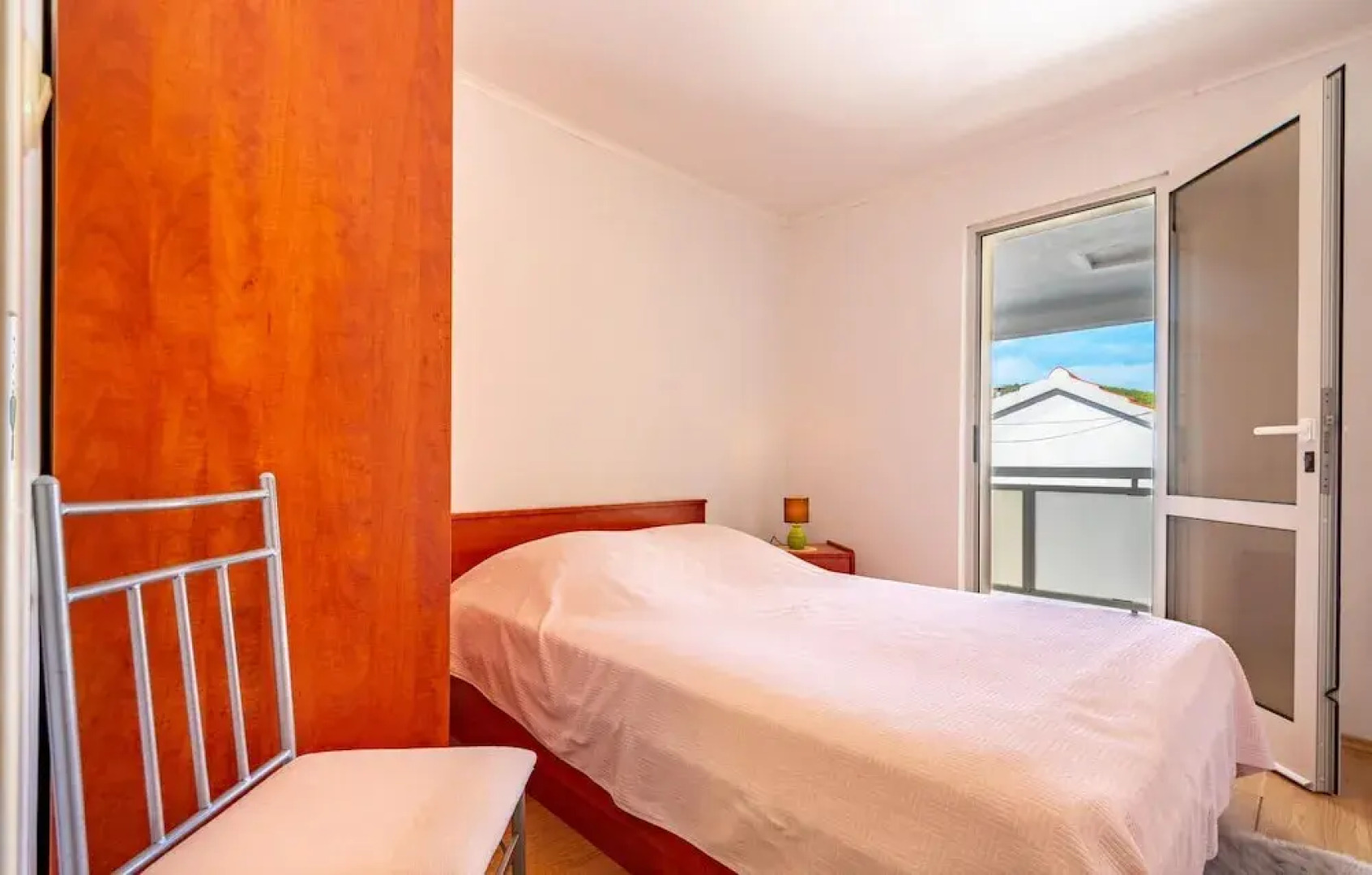 Stunning Home in Zavalatica With Wifi and 2 Bedrooms