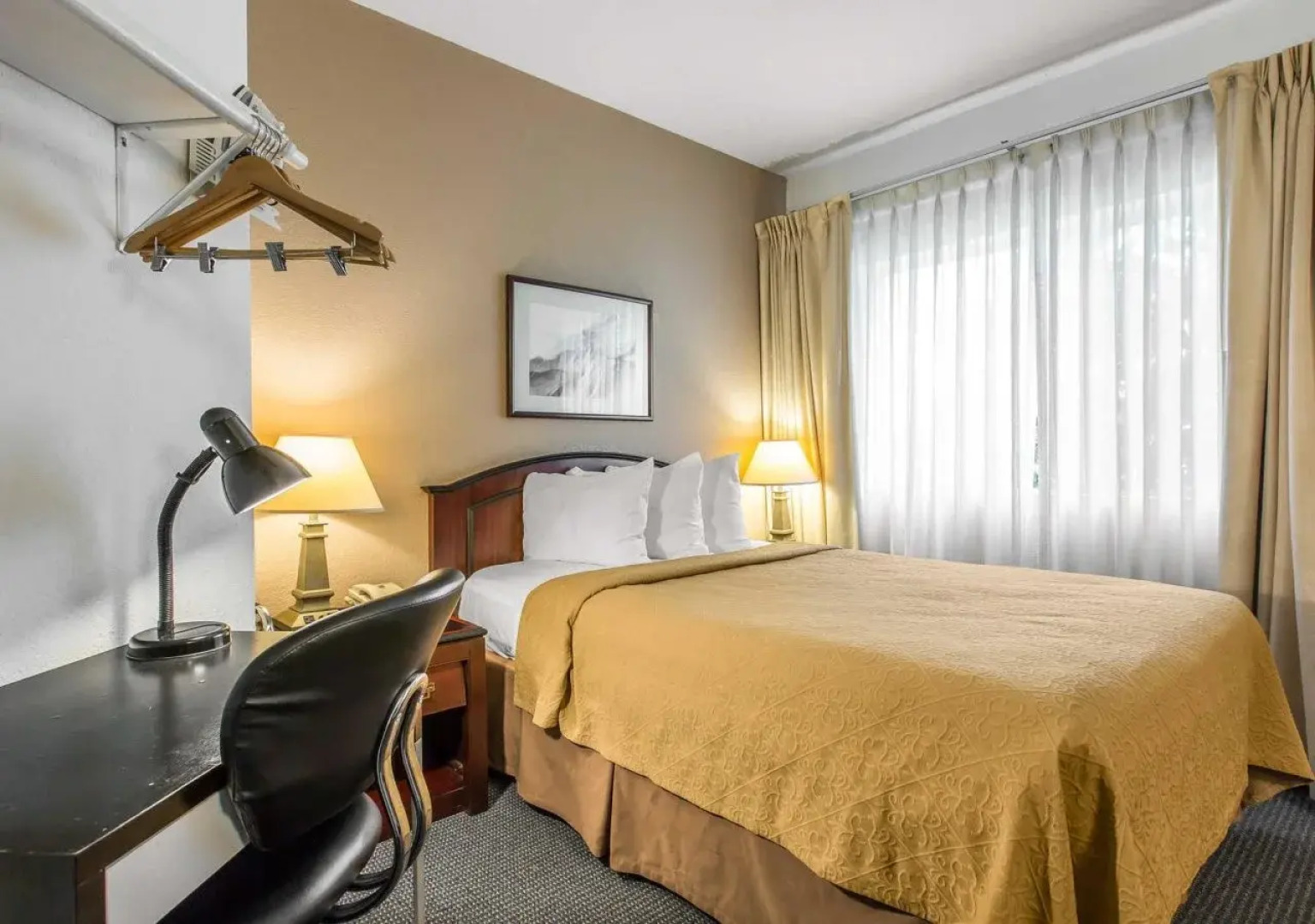 Beachfront Inn and Suites at Dana Point