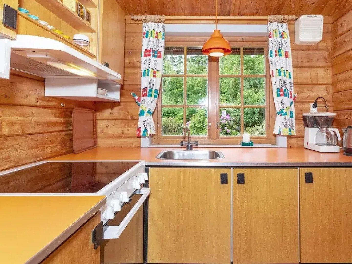 6 Person Holiday Home in Roslev