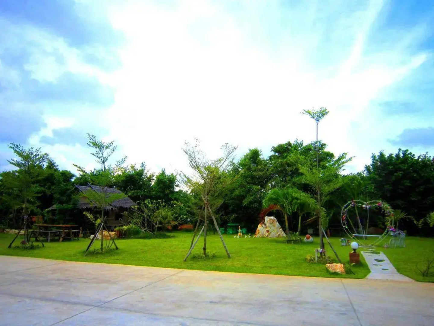 Pran Heaven Resort