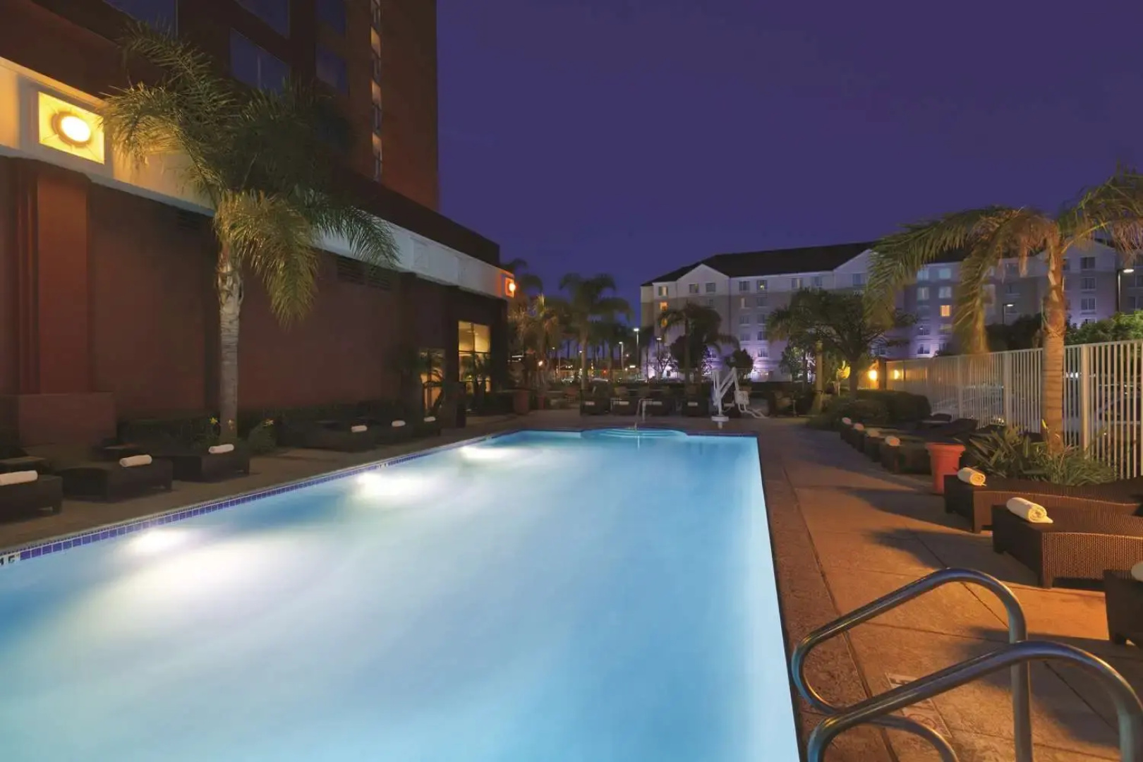 Embassy Suites by Hilton Anaheim South