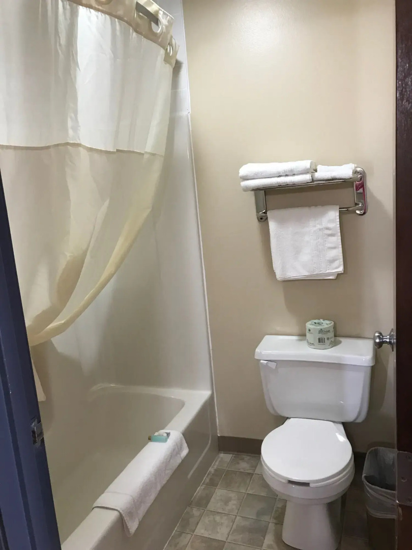 Heartland Hotel and Suites