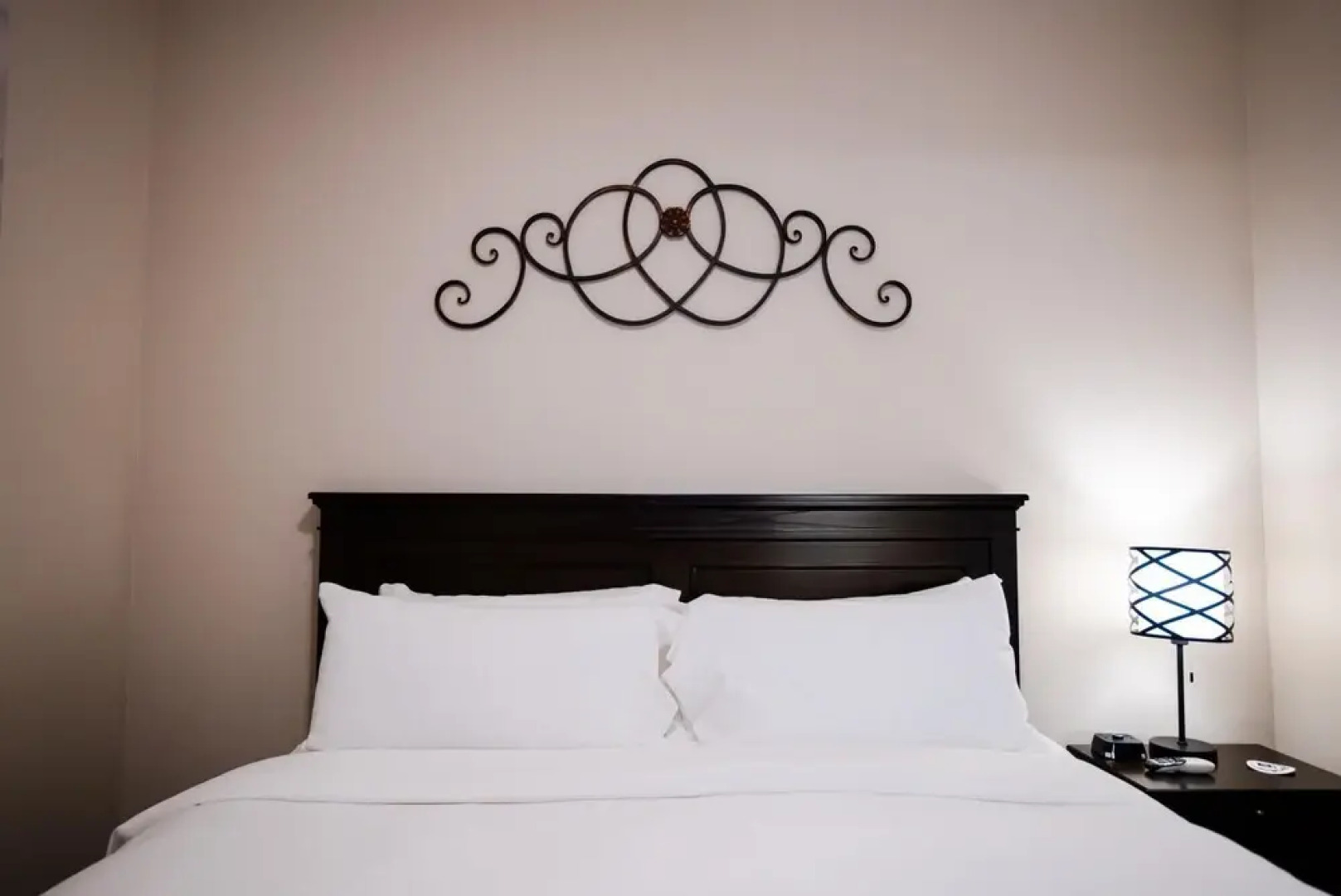 1 Bedroom Lake View Villa - Unit 206