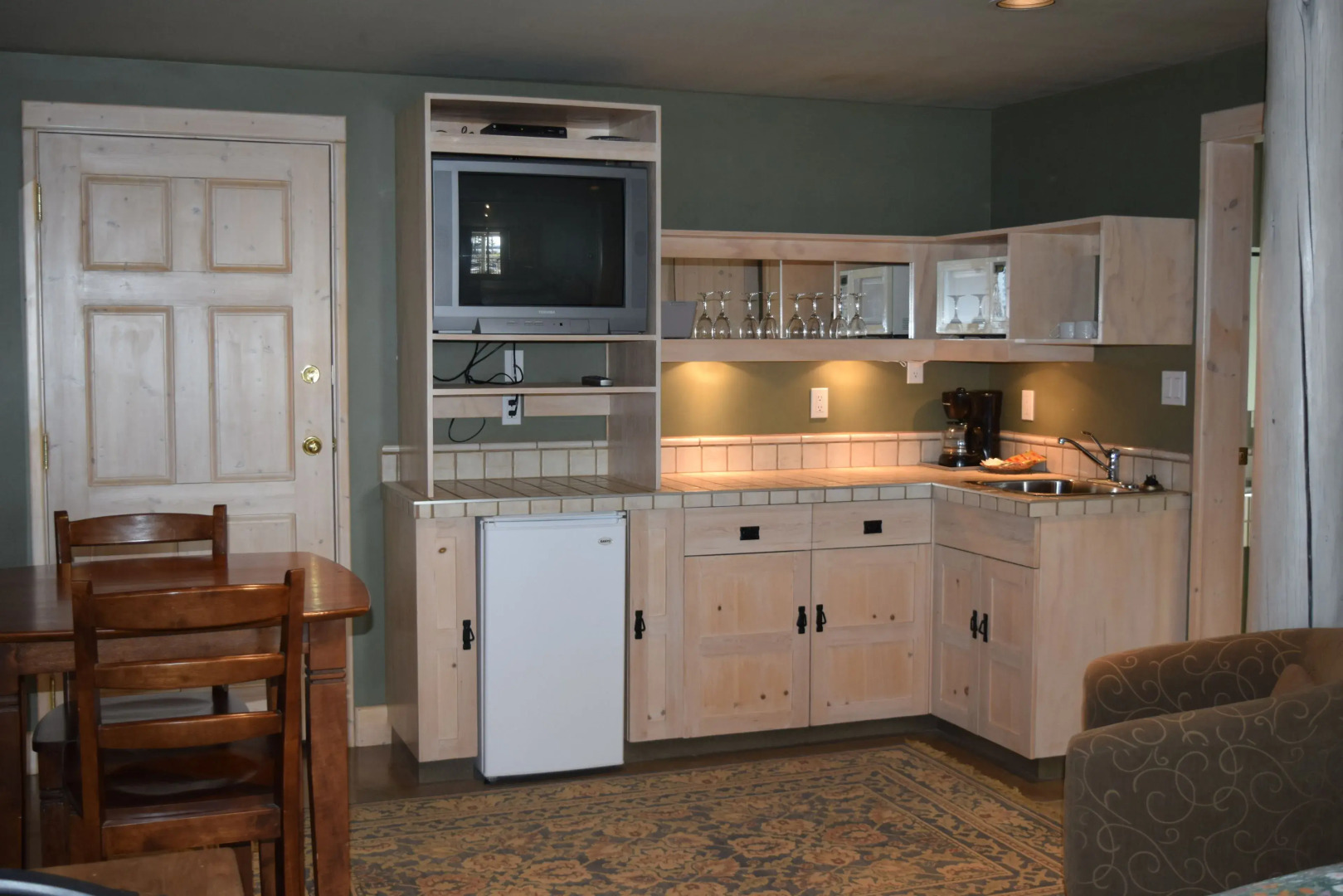 Retreat Wilderness Inn