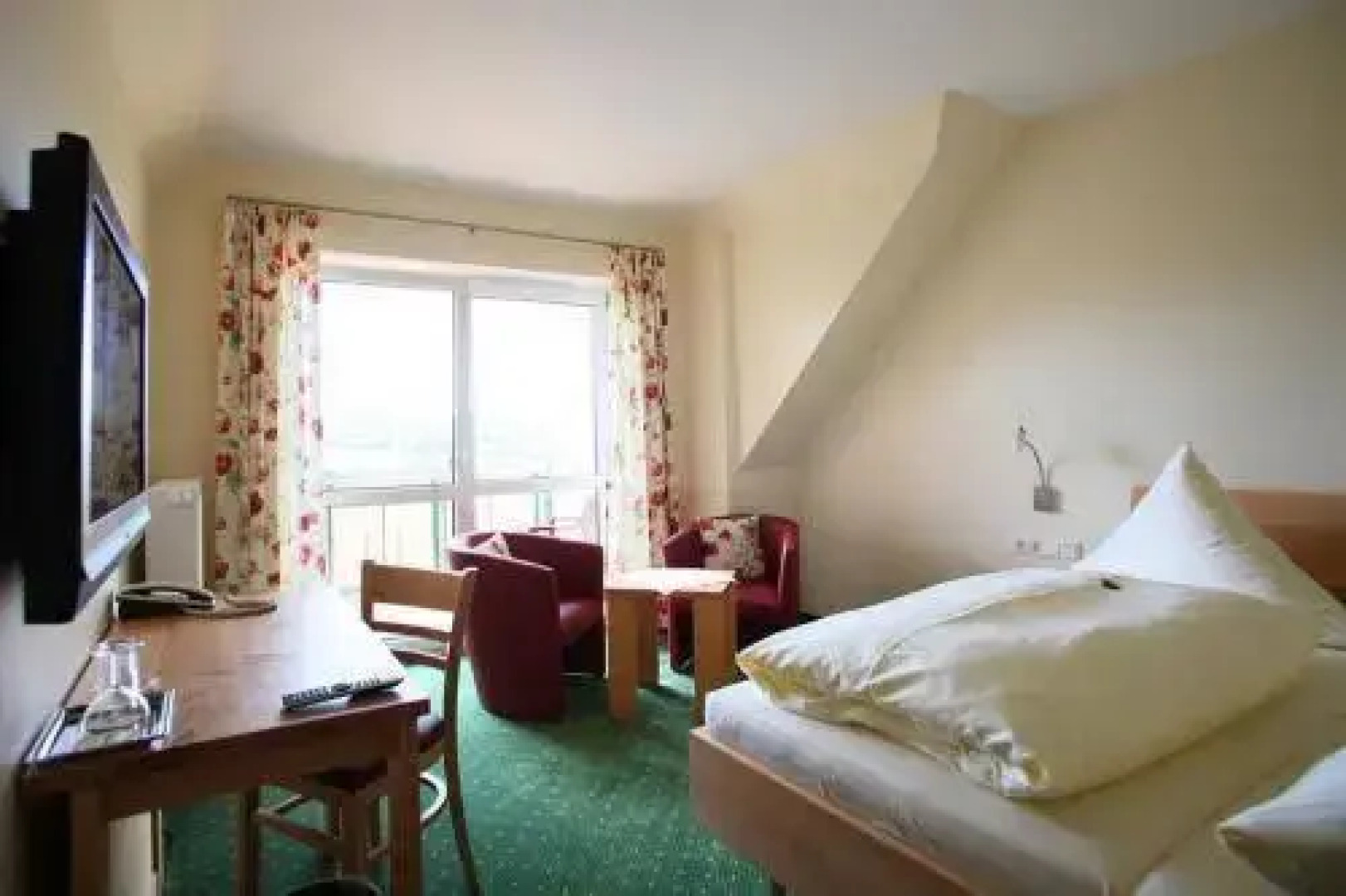 Landhotel-Gasthof Grüner Baum