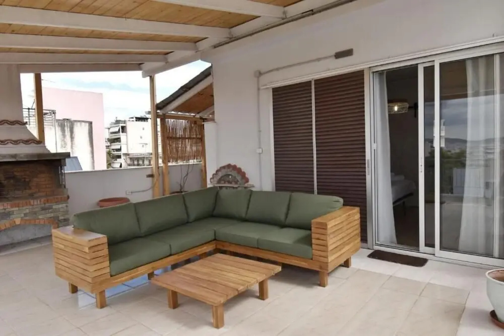 Penthouse Nea Smirni