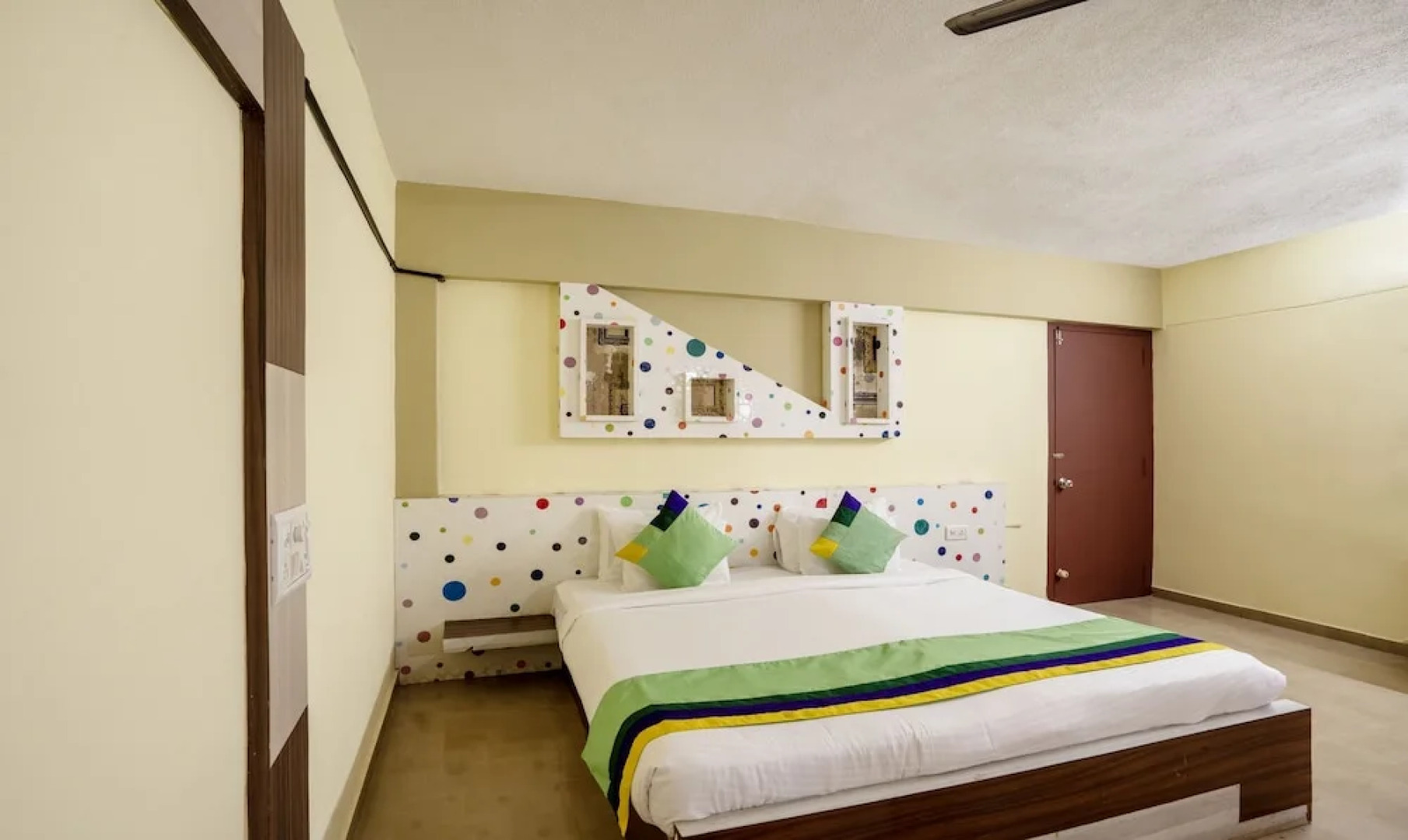 Itsy Hotels Vijaya Residency
