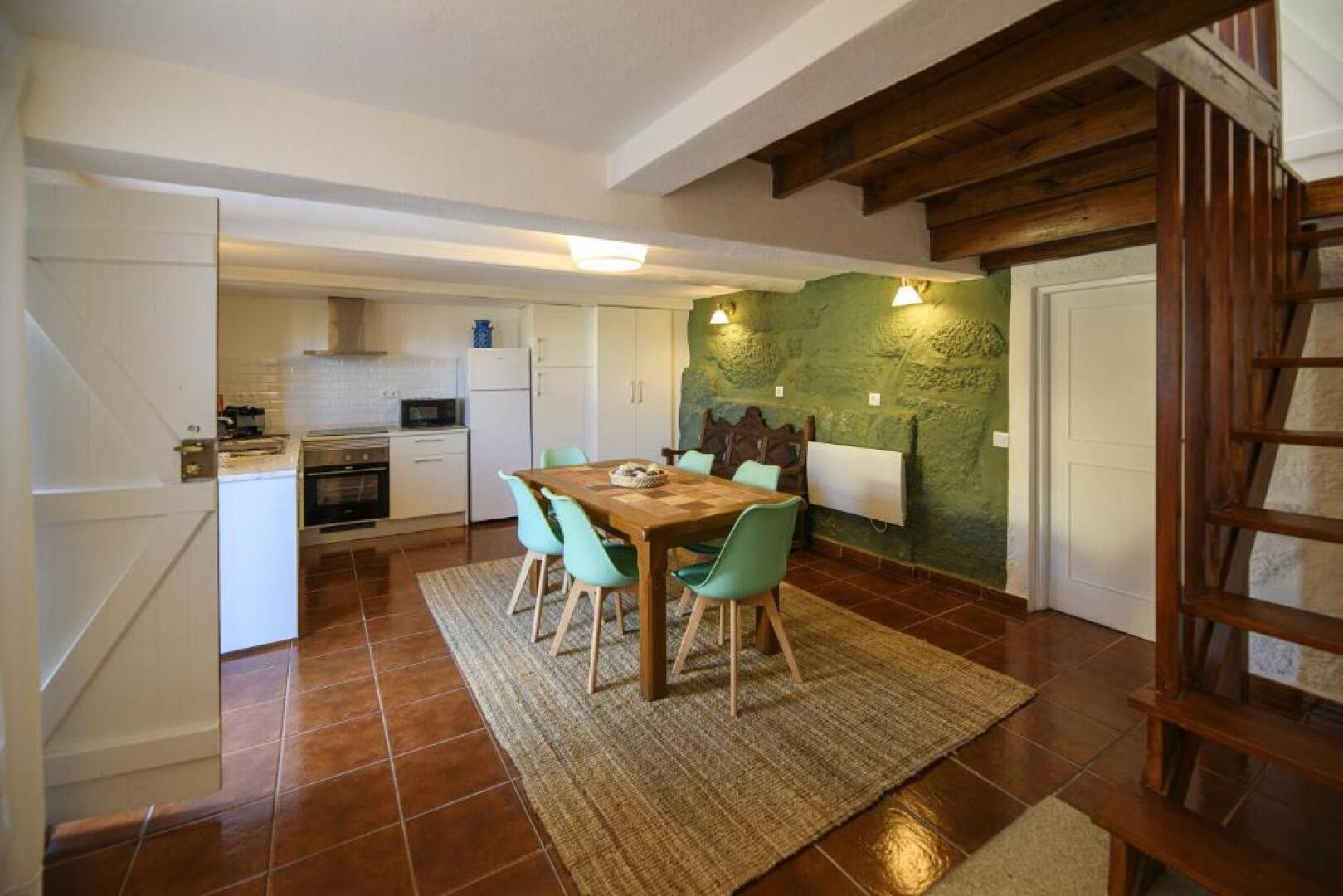 3 bedrooms villa with private pool enclosed garden and wifi at Amarante