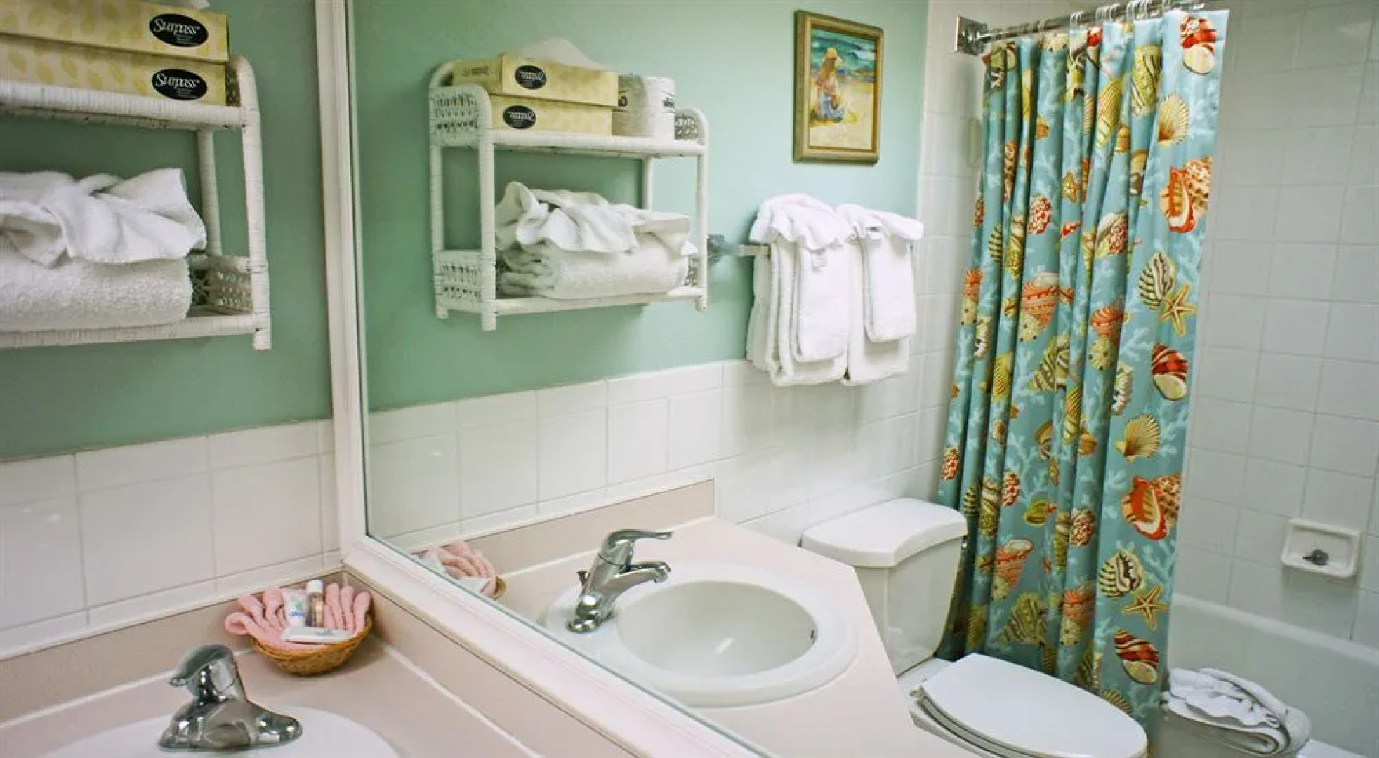 Shalimar Cottages And Motel