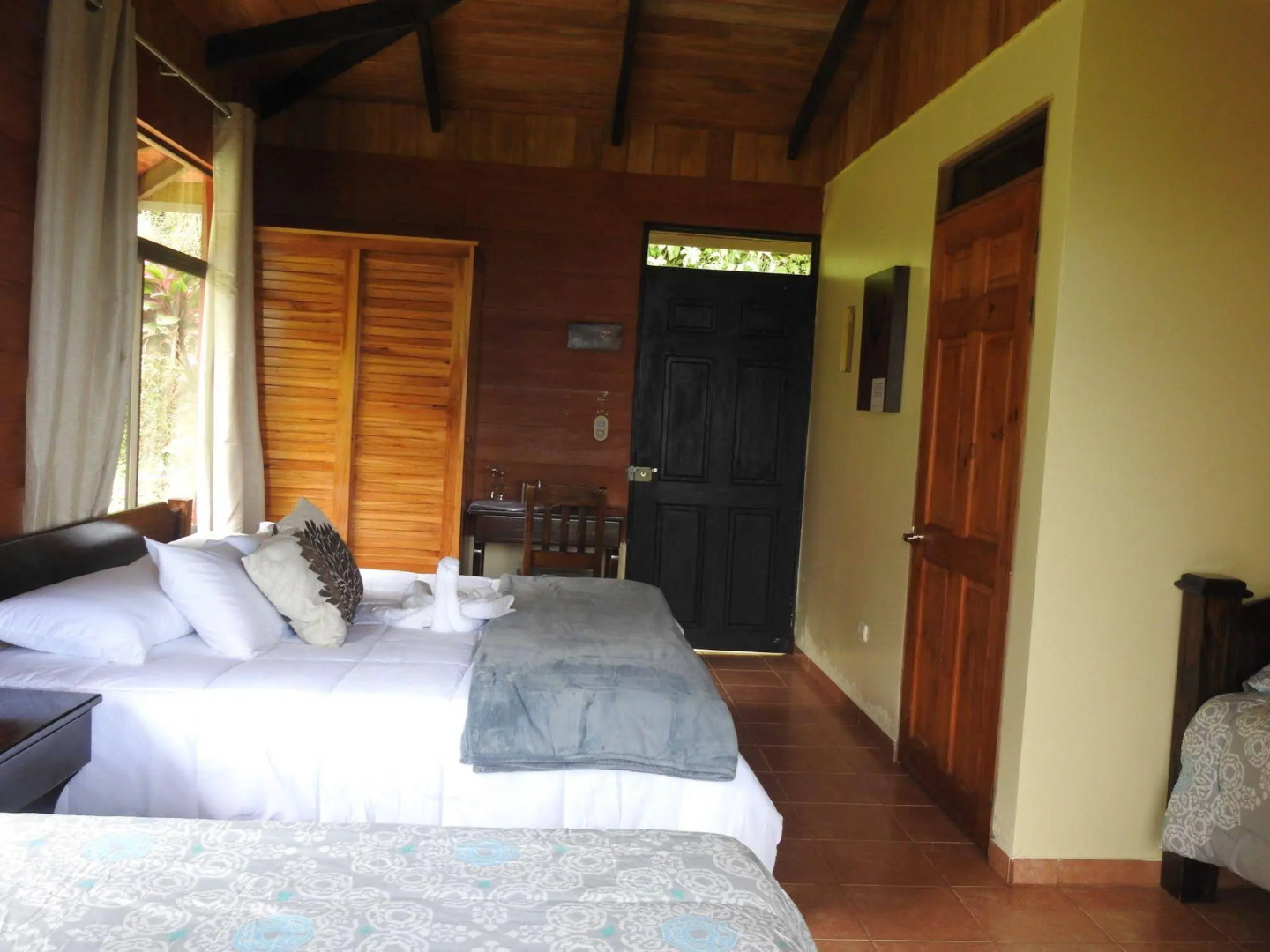 Heliconias Lodge and Rainforest