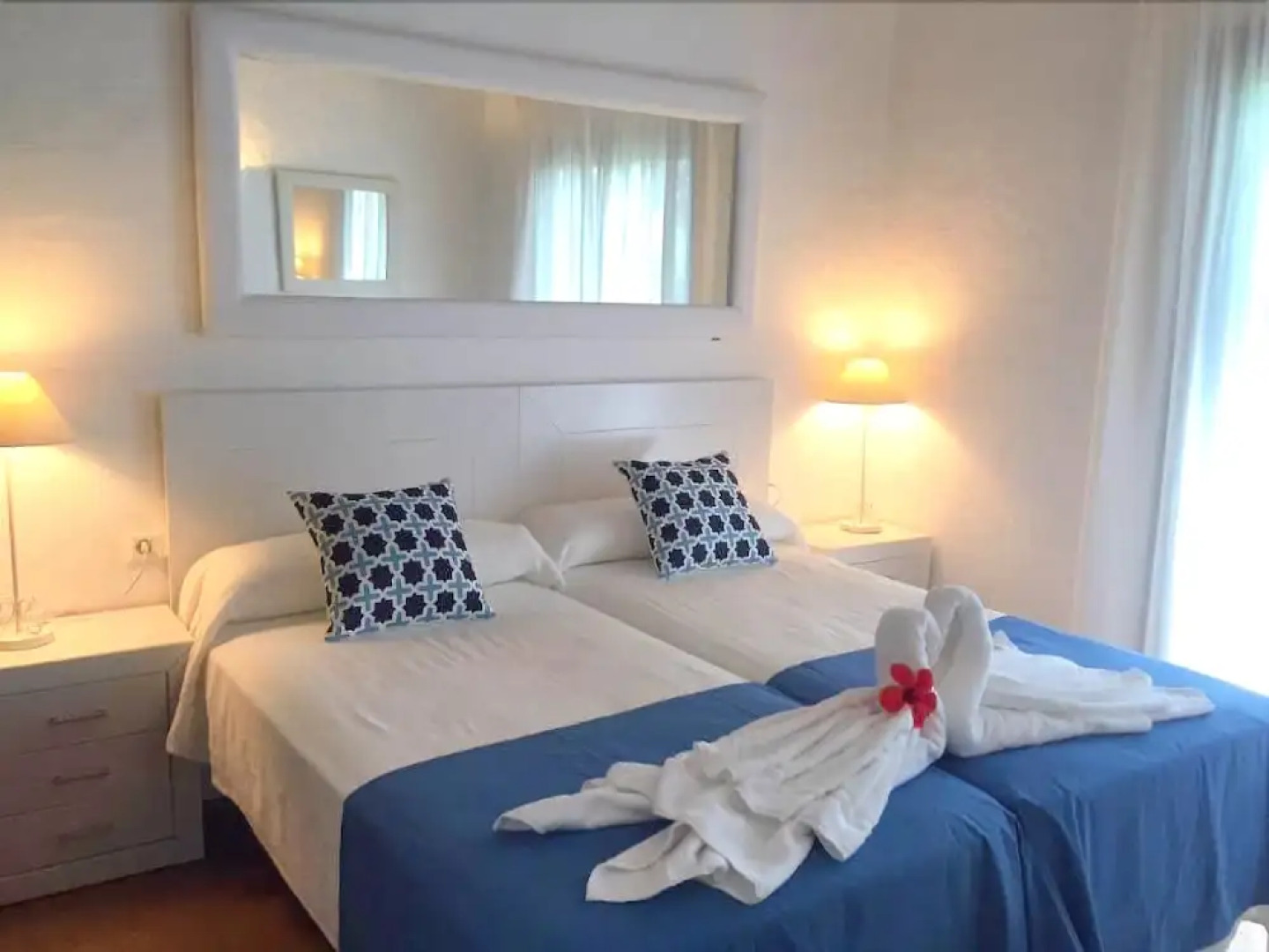 Complejo Piscina Binisafua