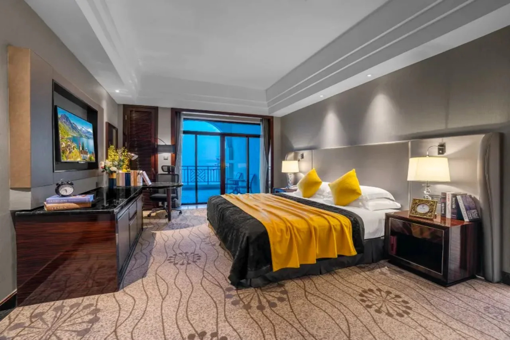 Kaiping Jade Bay Funyard Phoenix Hotel