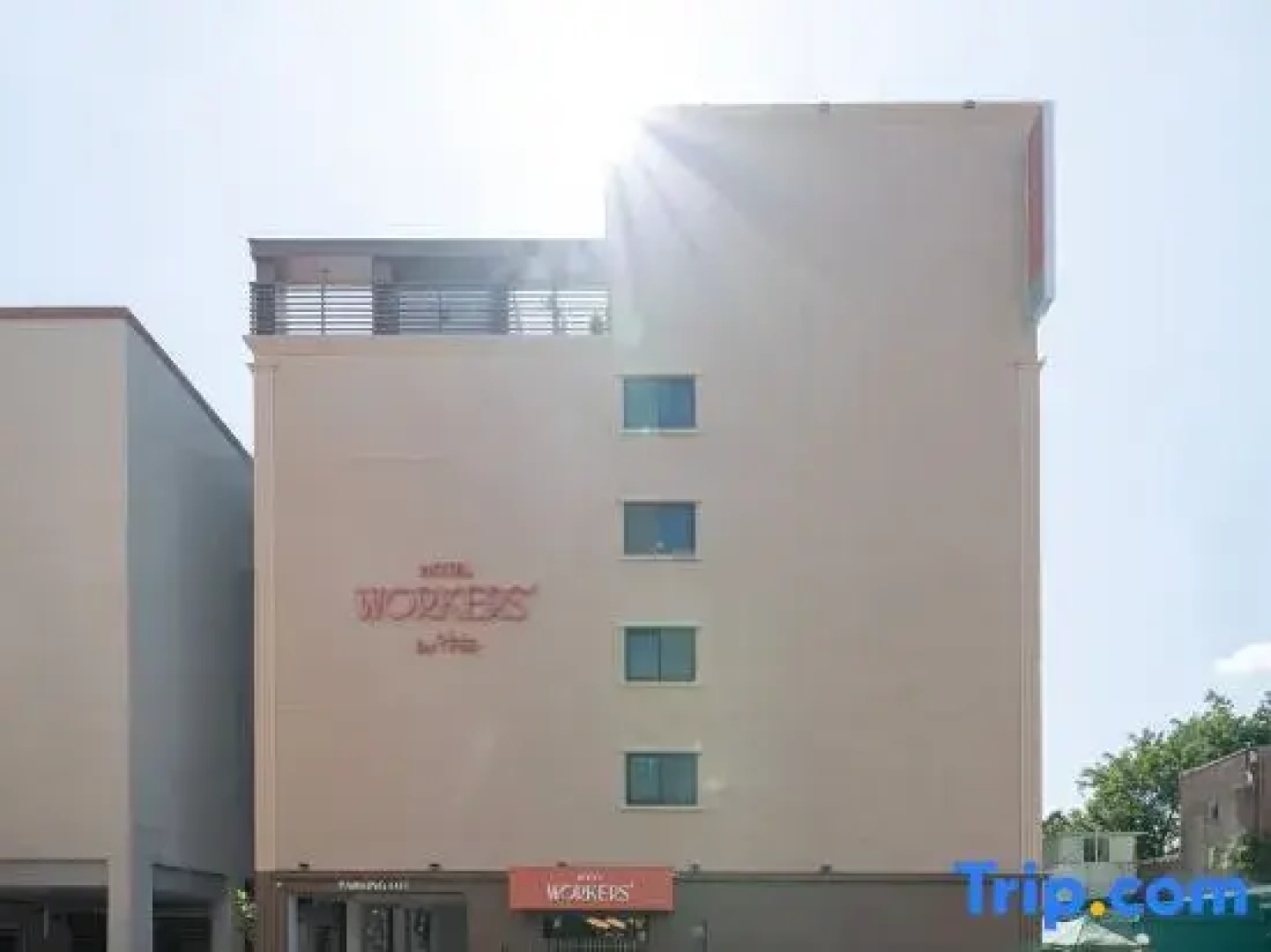 Workers Hotel Ansan by Aank