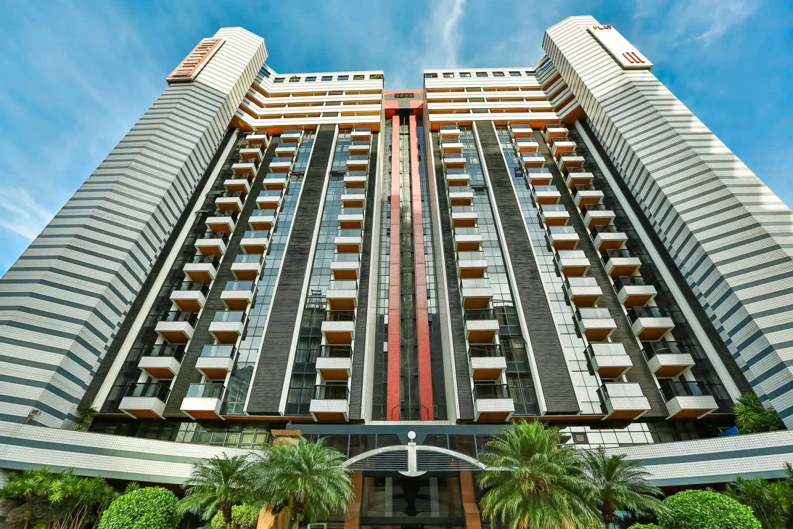 Metropolitan Hotel by Atlantica