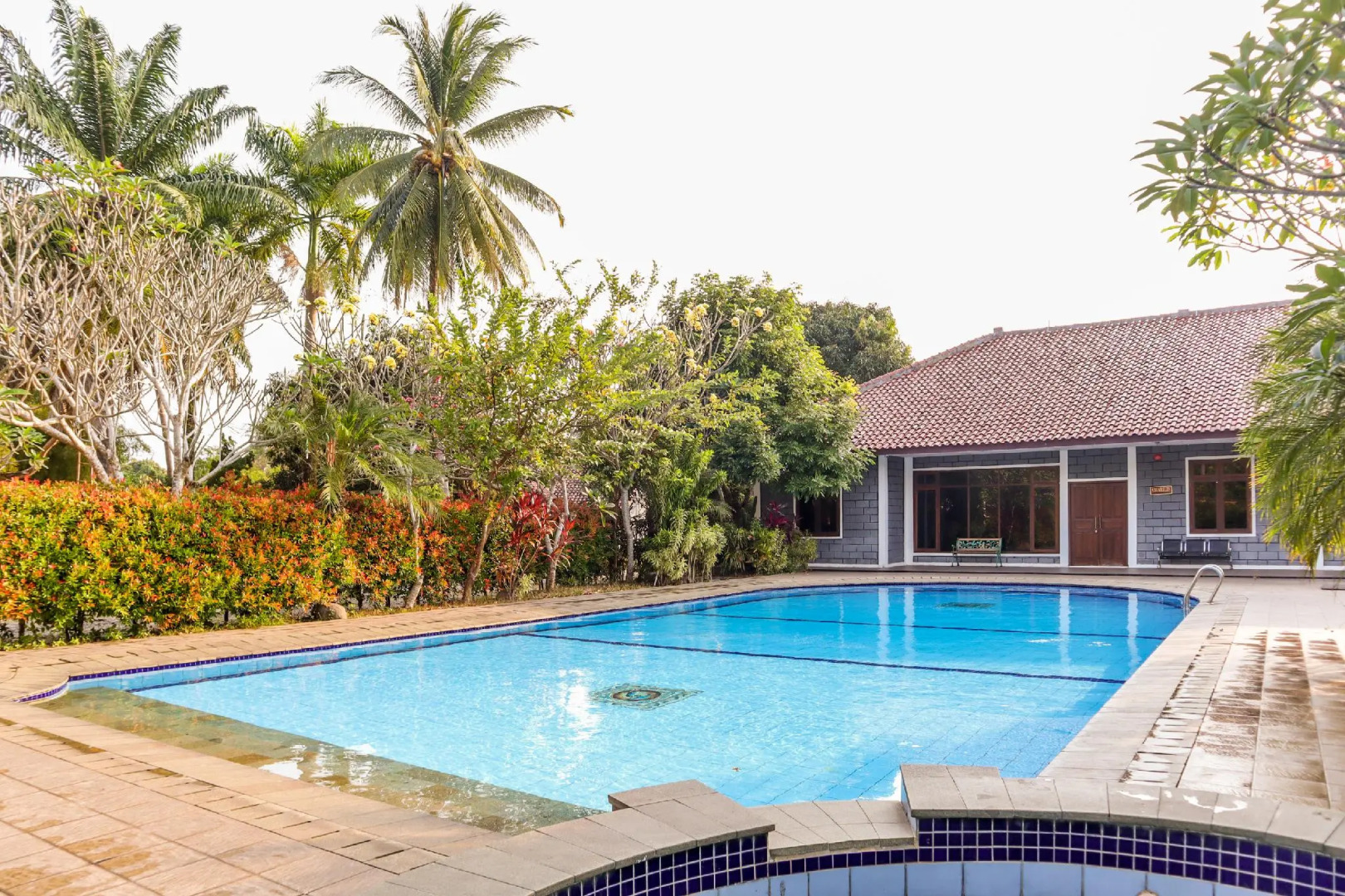 OYO 1395 Carita Asri Villas and Resort