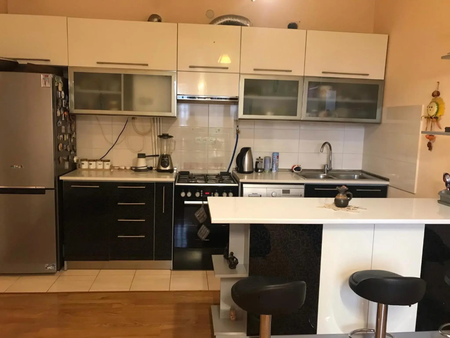 Евродвушка в Glendale Hills с видом на Арарат