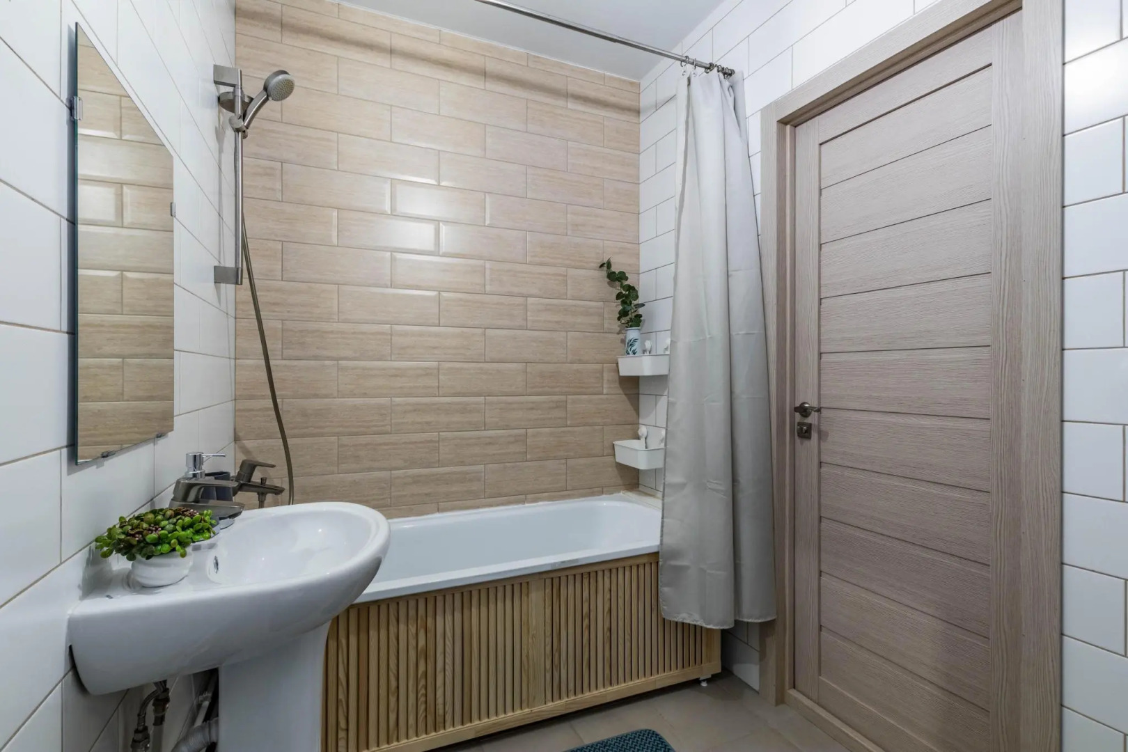 Лайт Апартаменты на улице 8 Марта 202/3