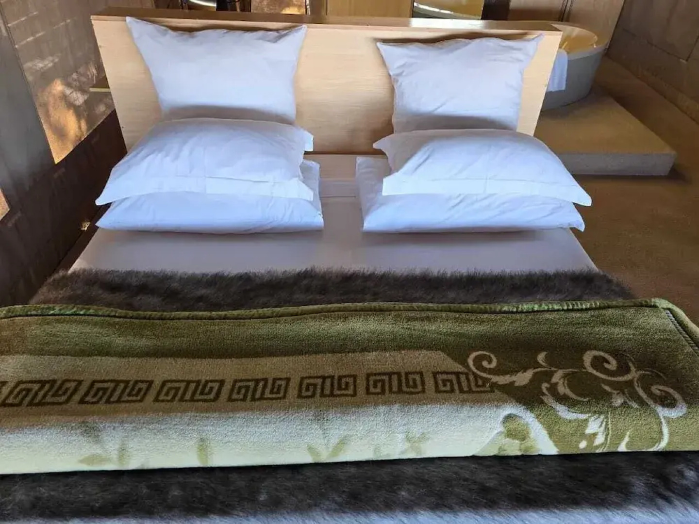 Thulani Game Lodge And Eco Estate