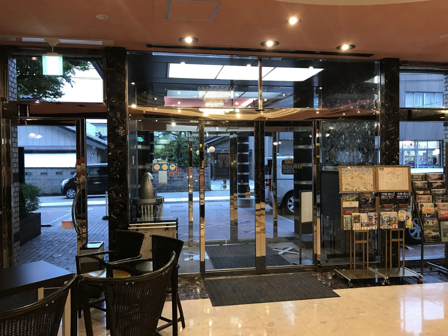 APA Hotel Uozu Ekimae