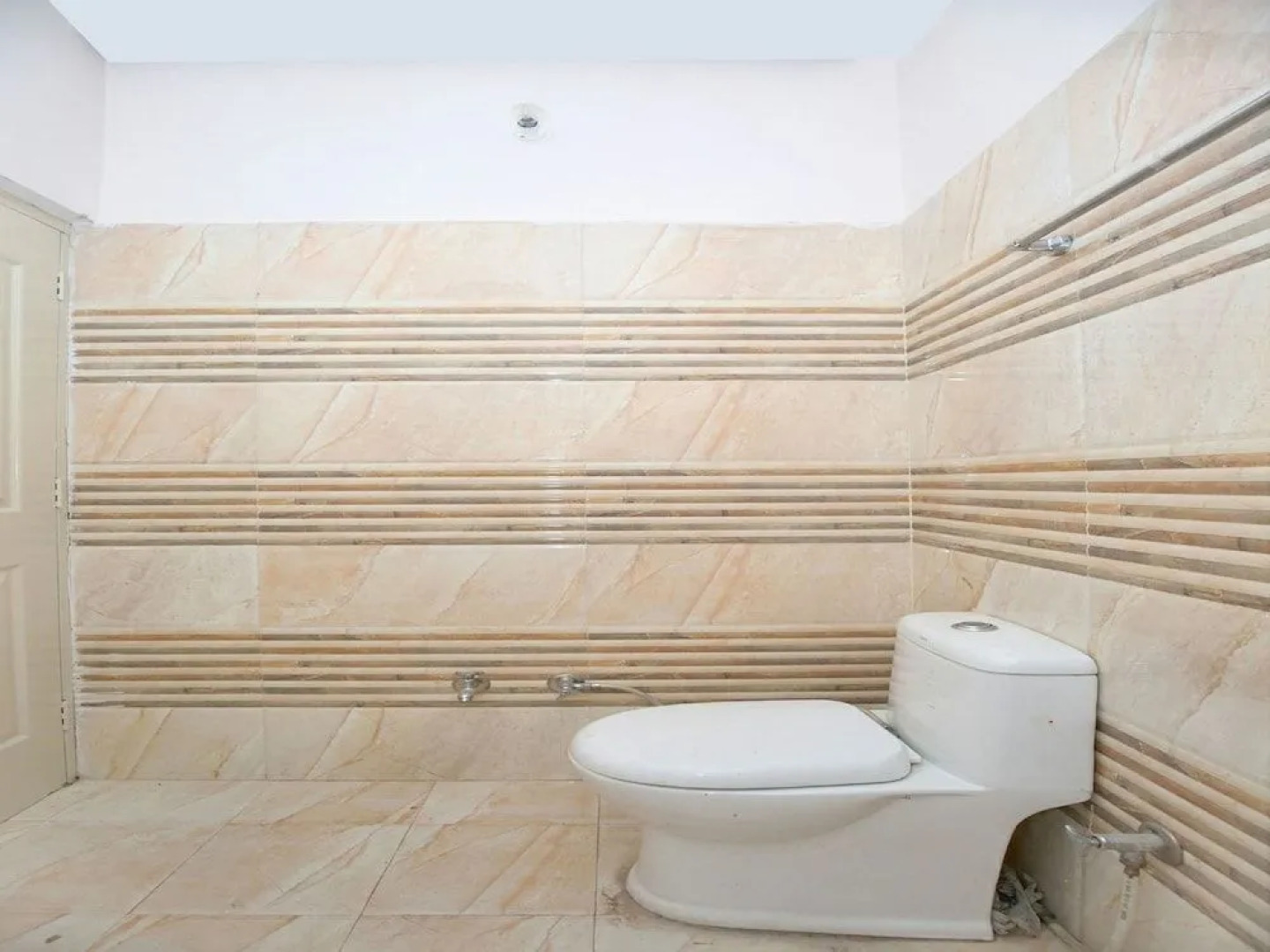 OYO 13433 Home Kasauli View 2BHK Dharampur