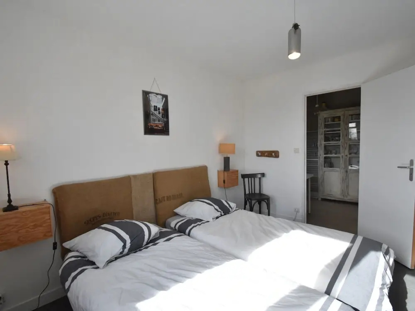 Beautiful, Renovated Cottage With Garden 500 Meters From the Beach