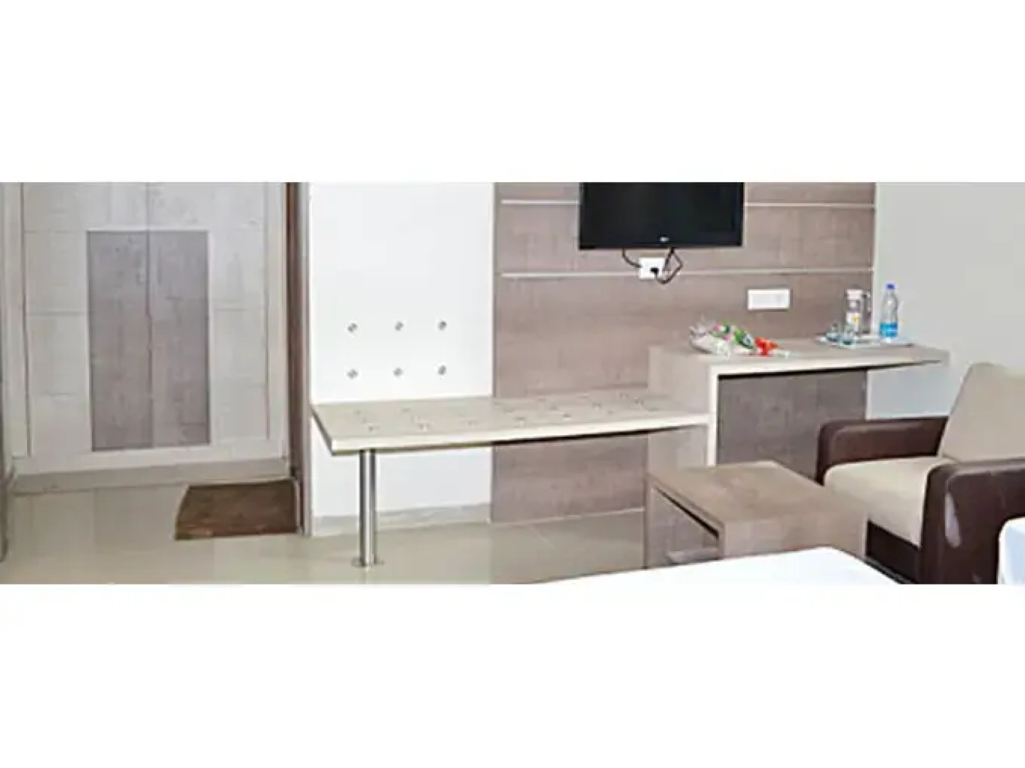 Hotel Kanakabhishegam