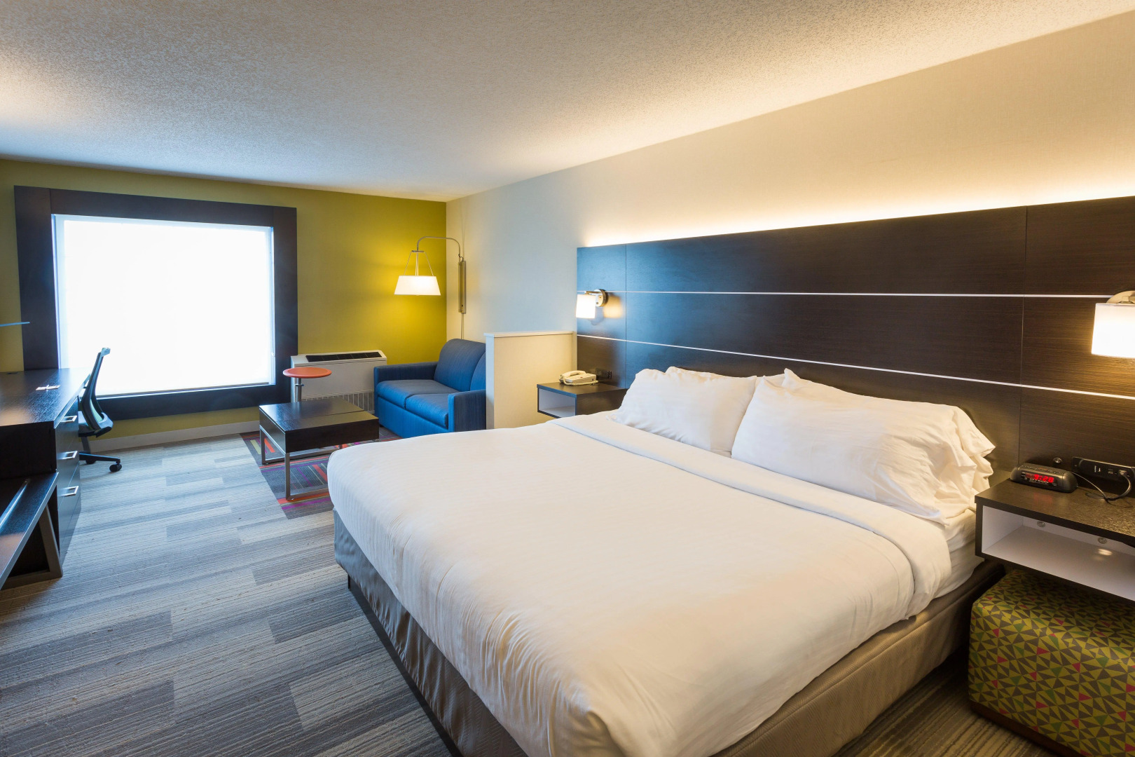 Holiday Inn Express & Suites Reading by IHG