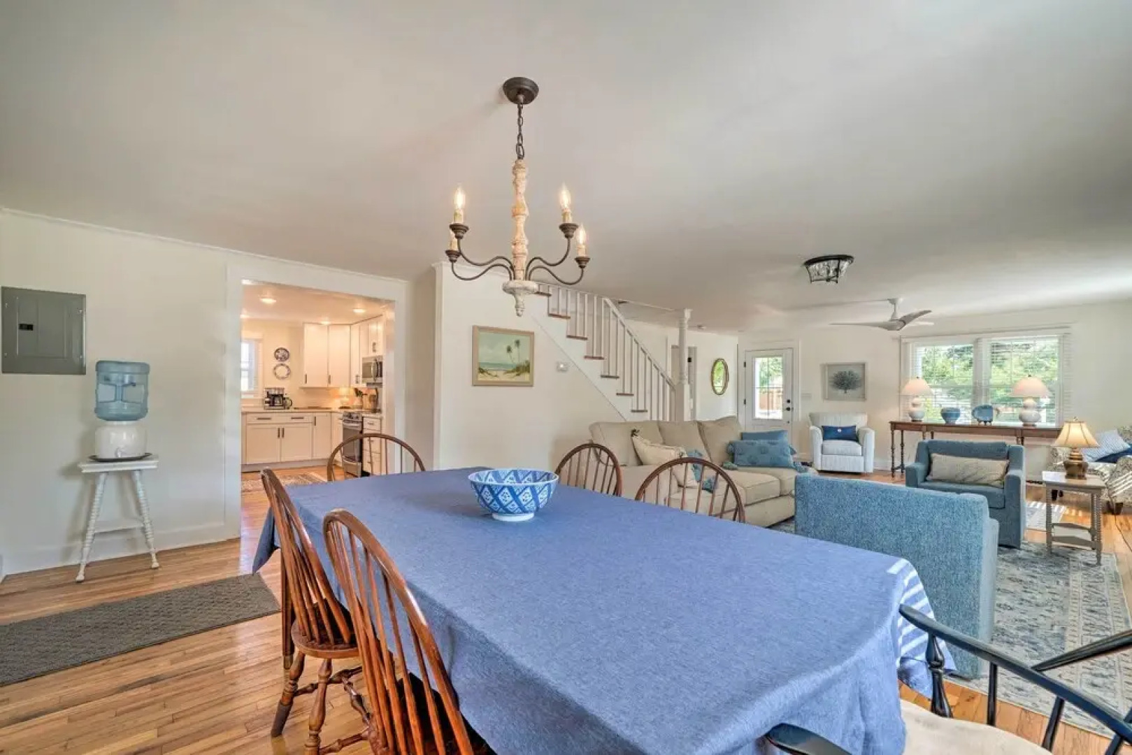 Historic Family Home < 1 Mi to Long Beach!