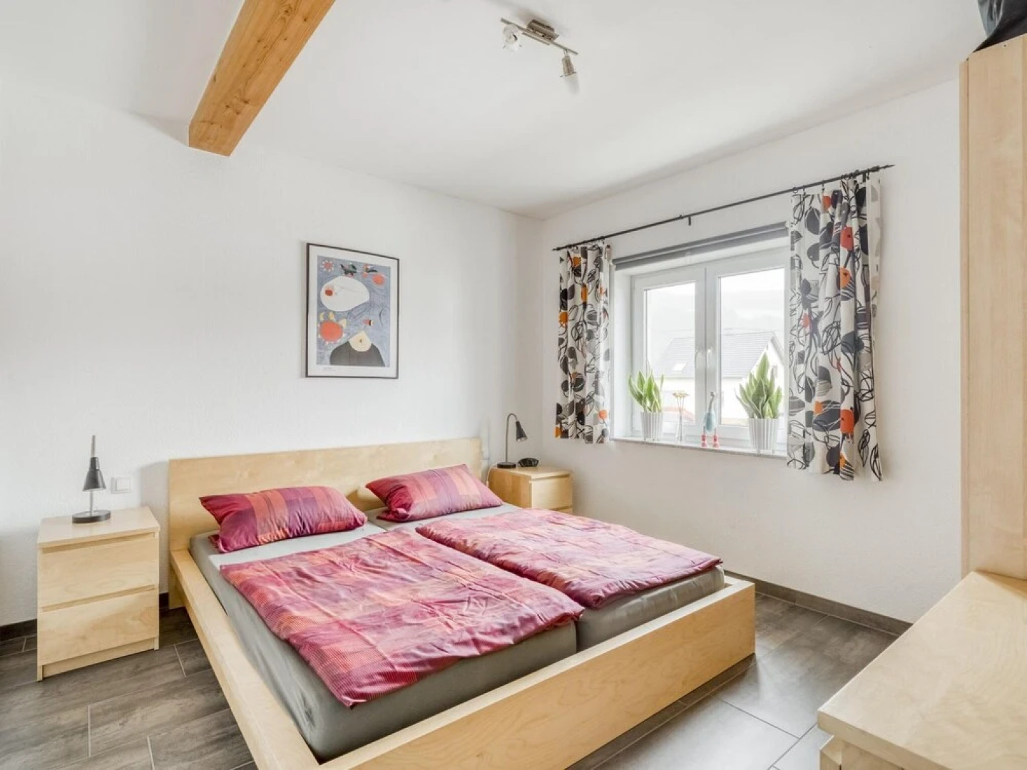 Inviting Holiday Home in Insul With Patio