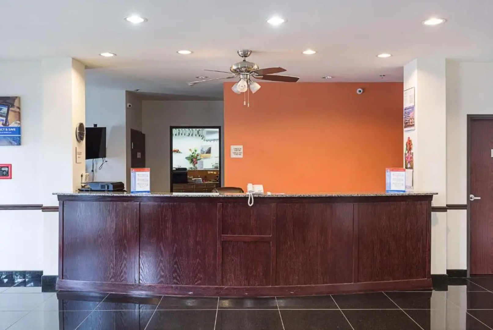 Budget Inn and Suites