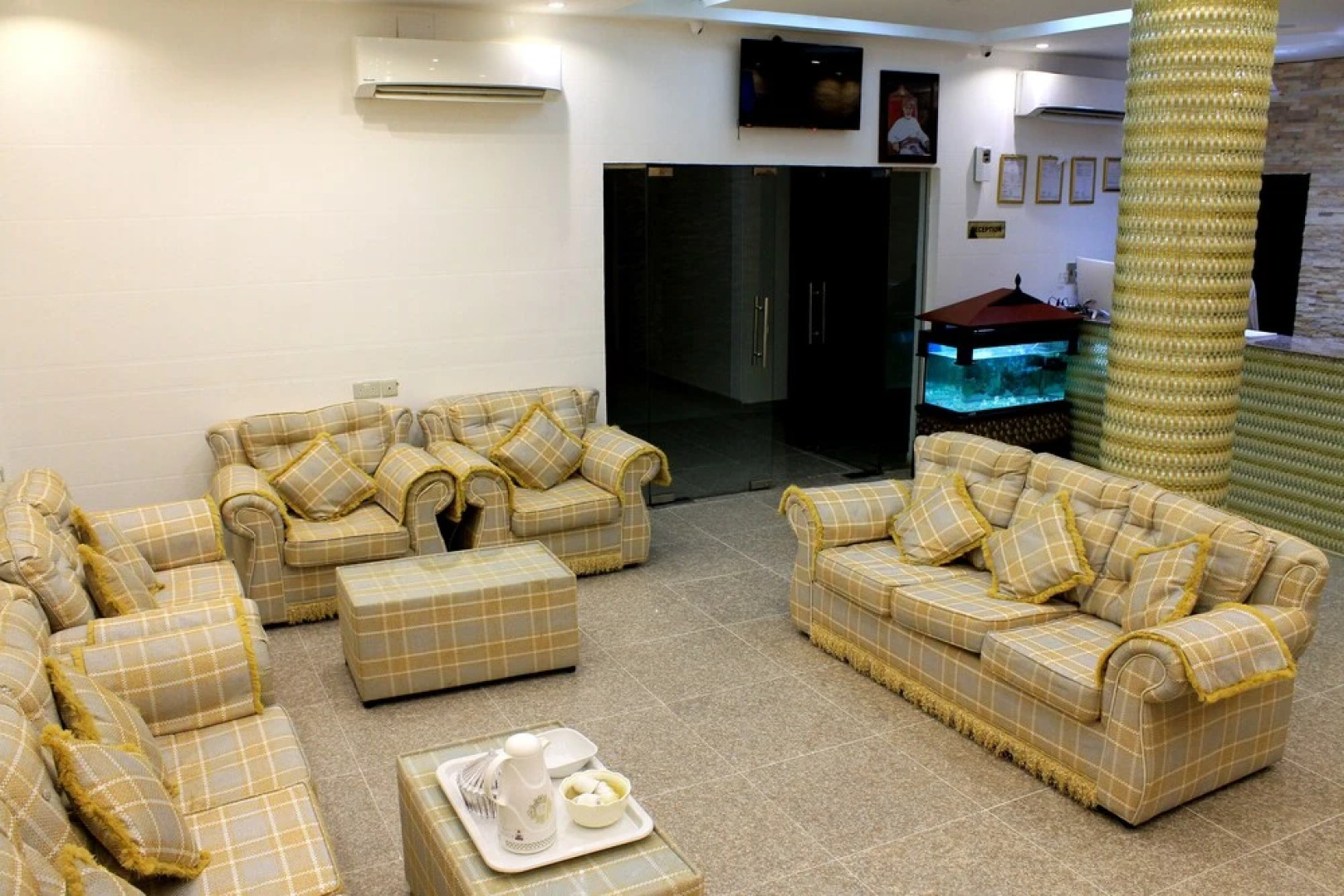 Super OYO 107 Ras Al Hadd Waves Hotel