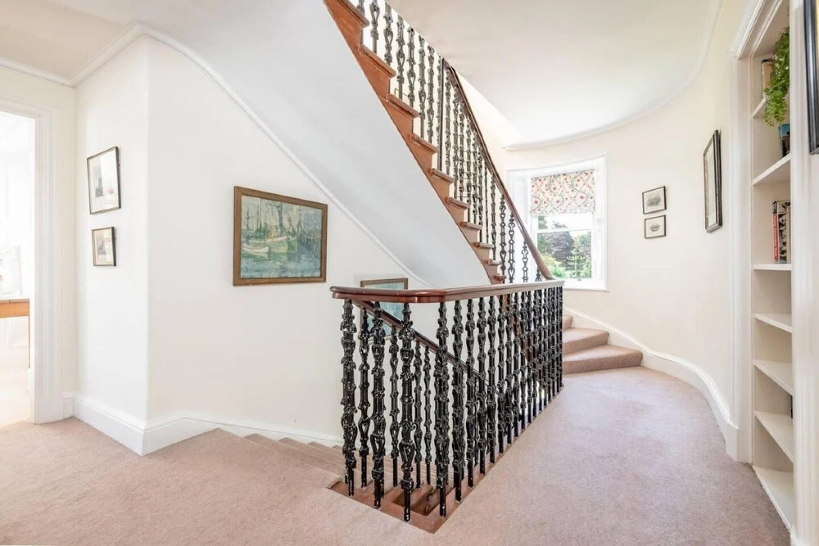 Charming 7-bed Estate House Near Gleneagles