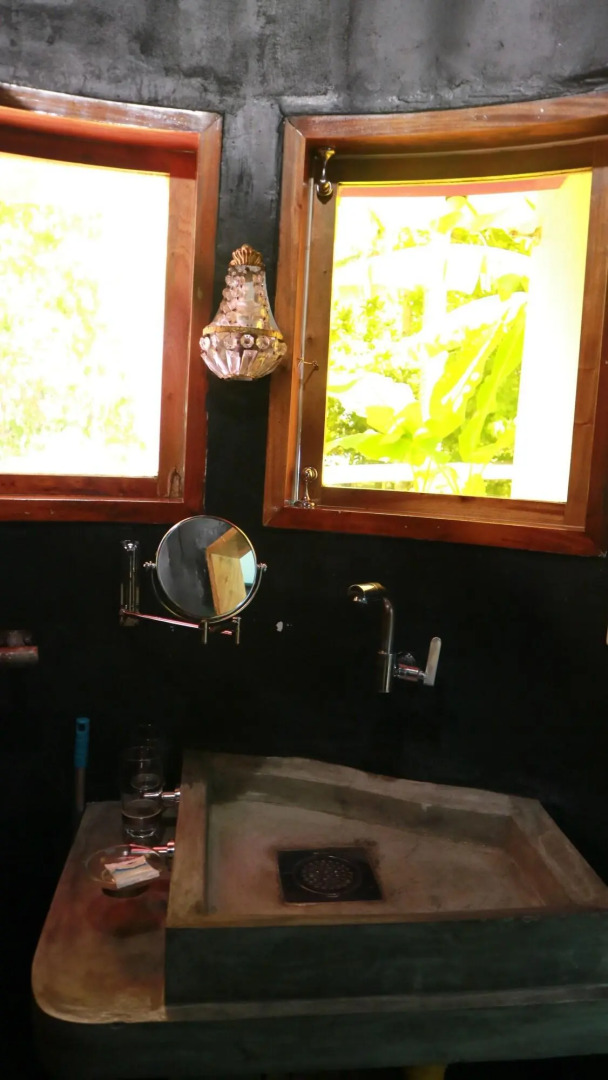 SomeWhere Else Boutique Resort