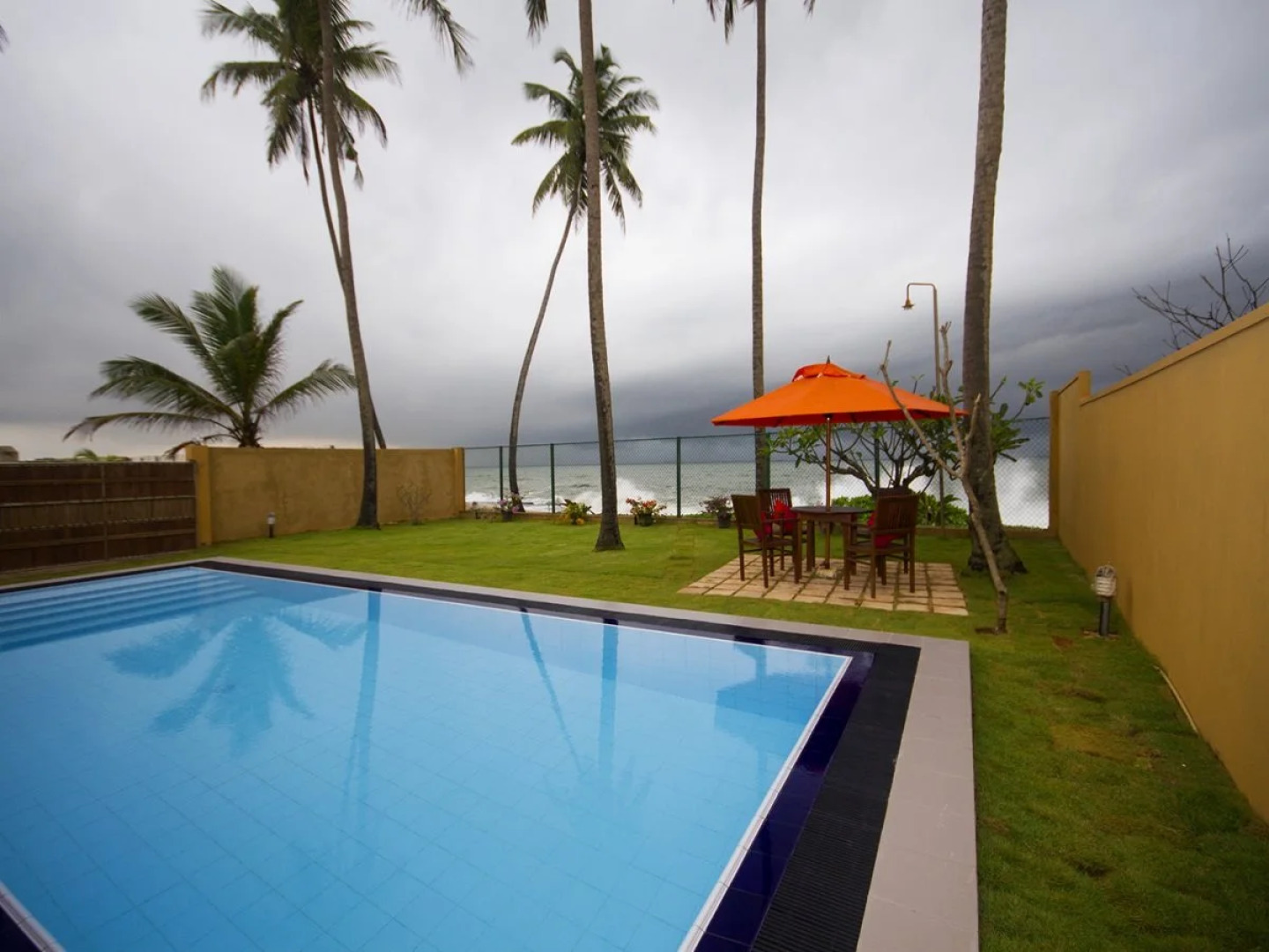 Hamilton Beach Villa